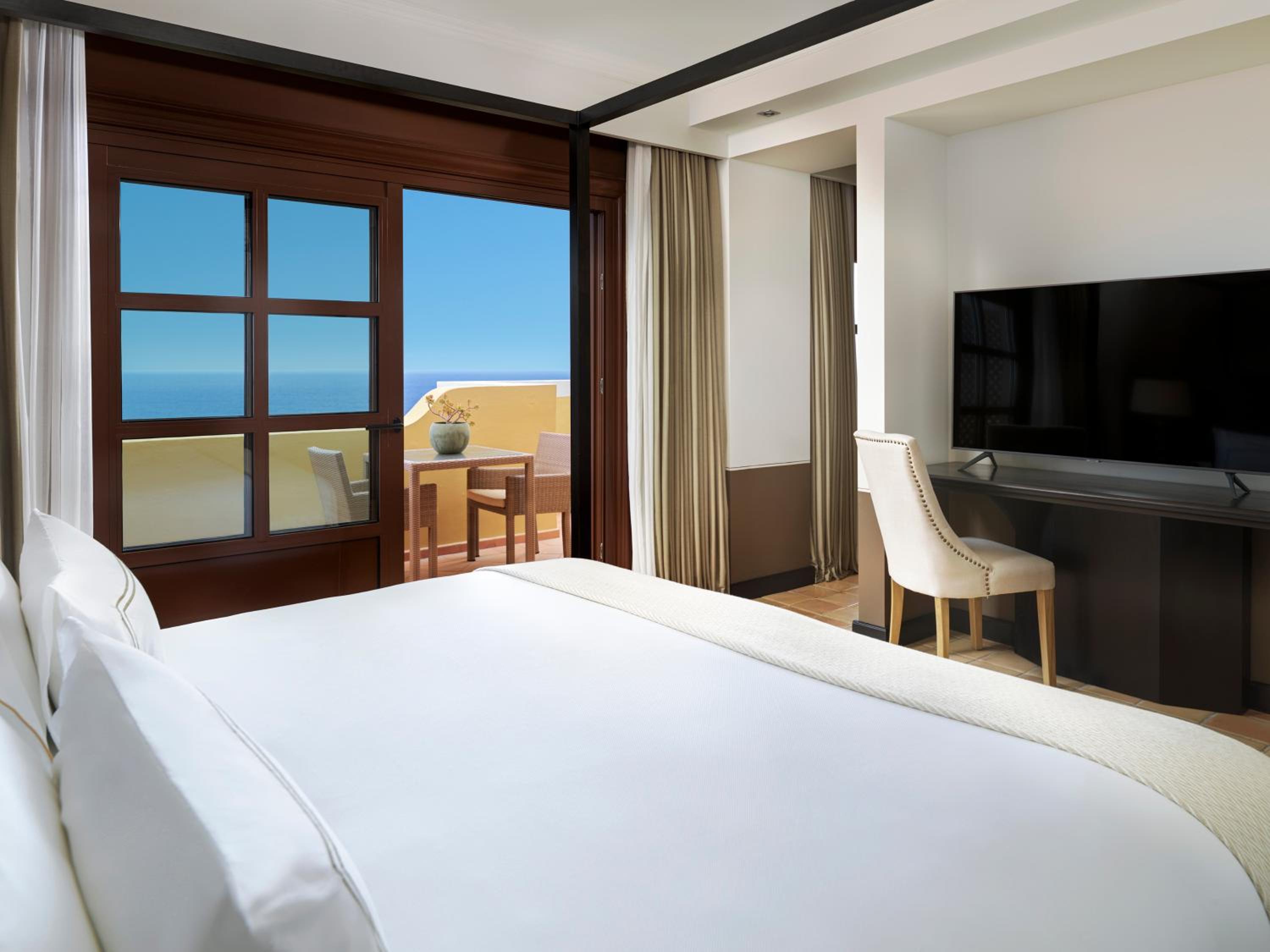 Suite with Sea View