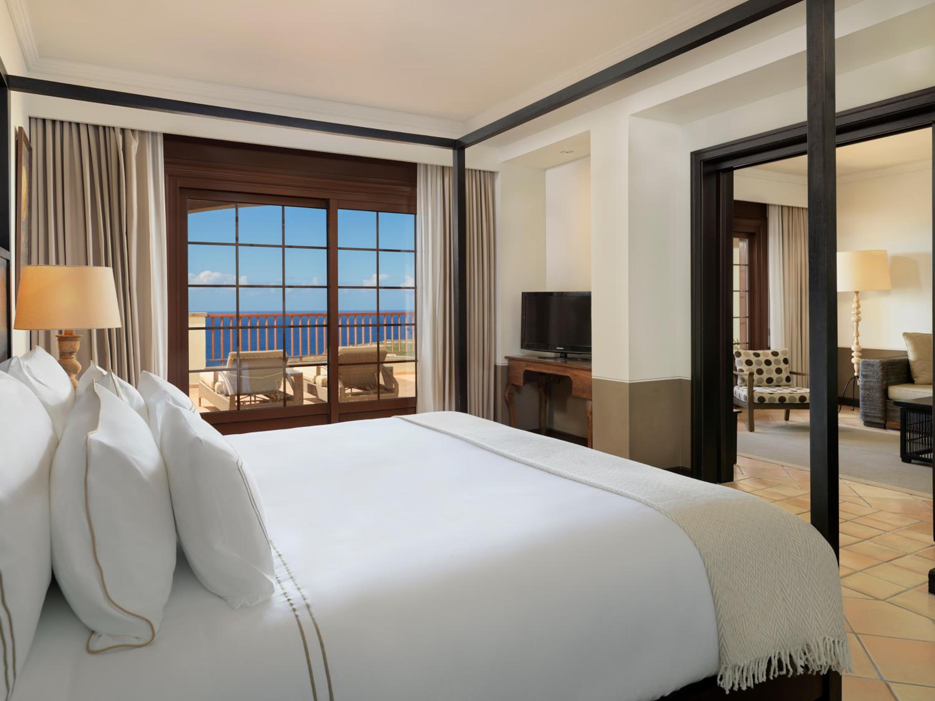 Suite with Sea View
