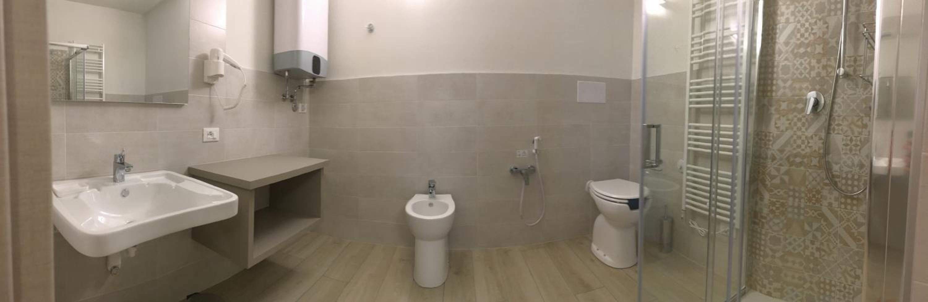 Triple Room - Disability Access - Photo 2