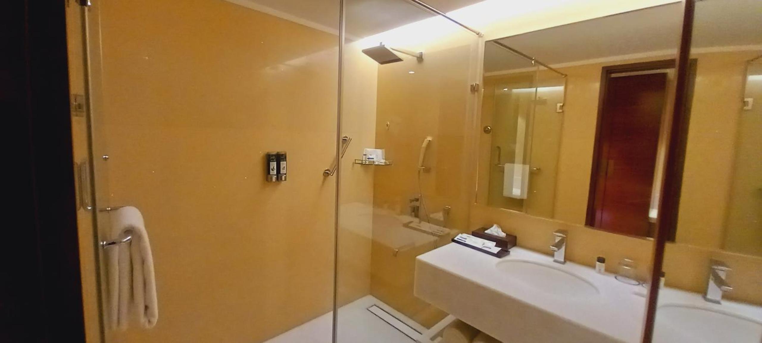Executive Room - 1 Double Bed 28Sqm Free Wifi - Photo 4