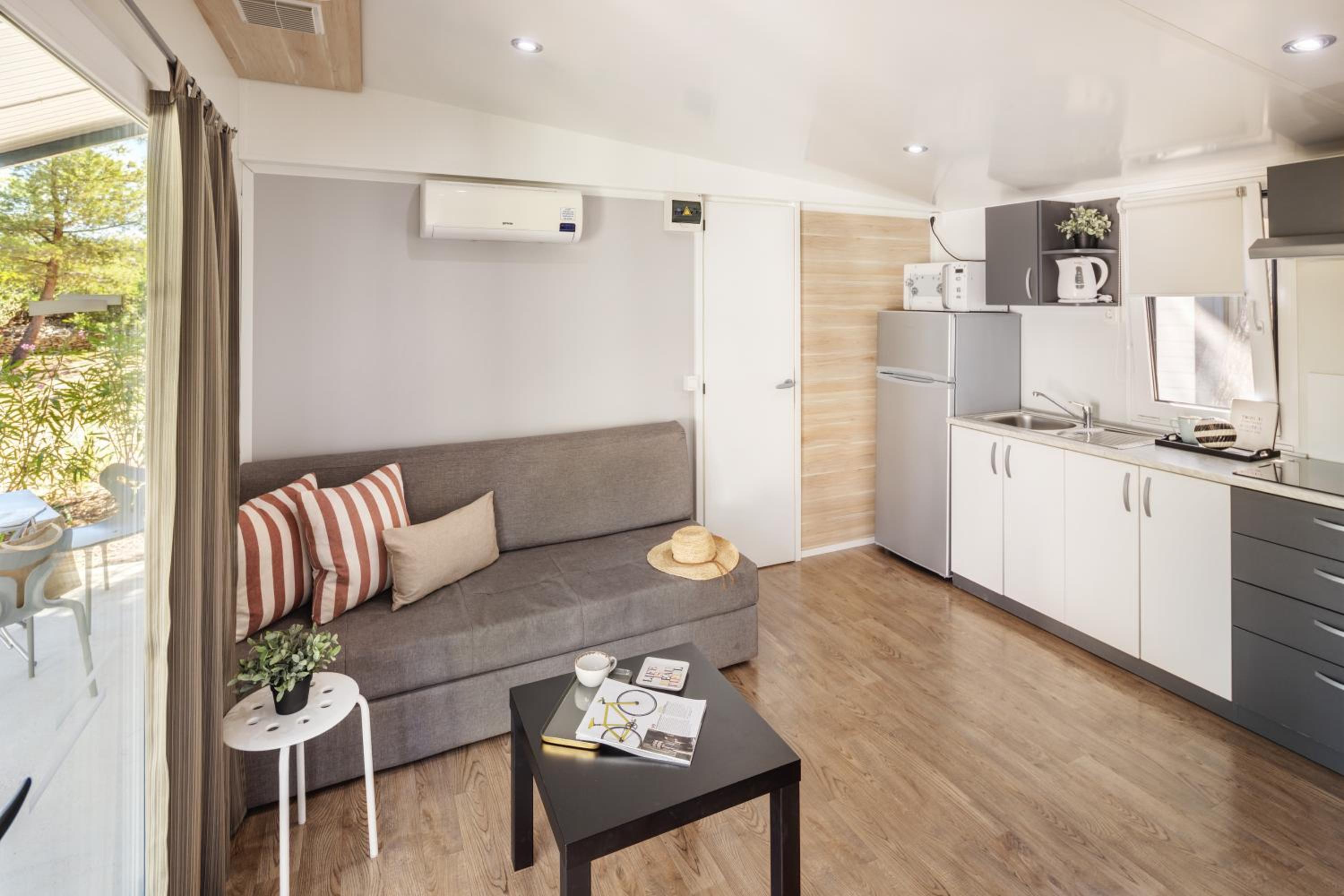 Two-Bedroom Mobile Home photo 3