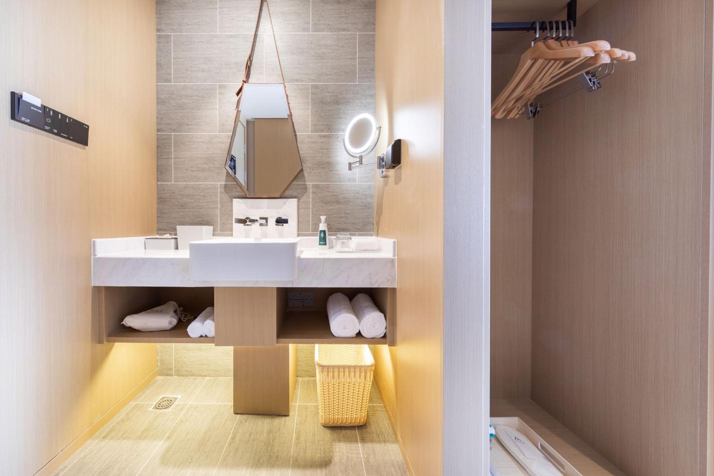 Jimu Twin Room - Photo 1