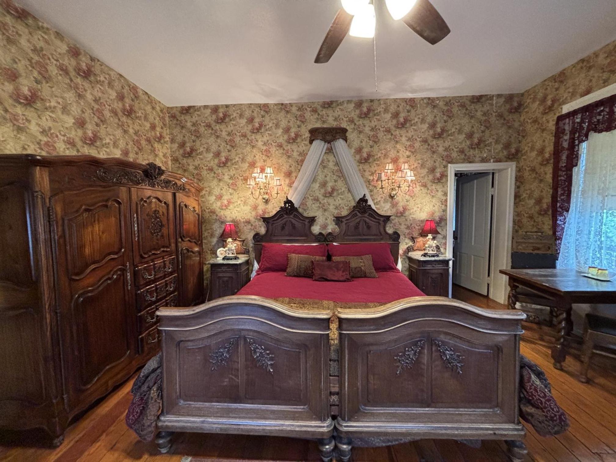 King Room with Balcony