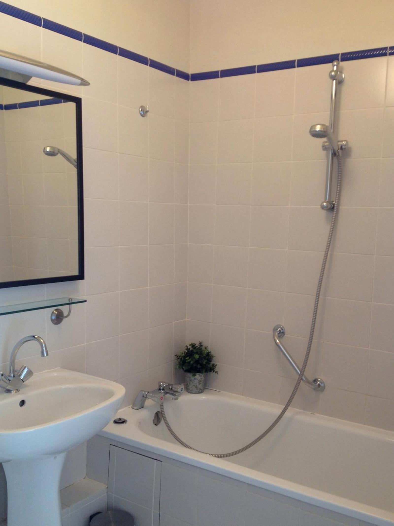 Standard Double Room - Photo 4