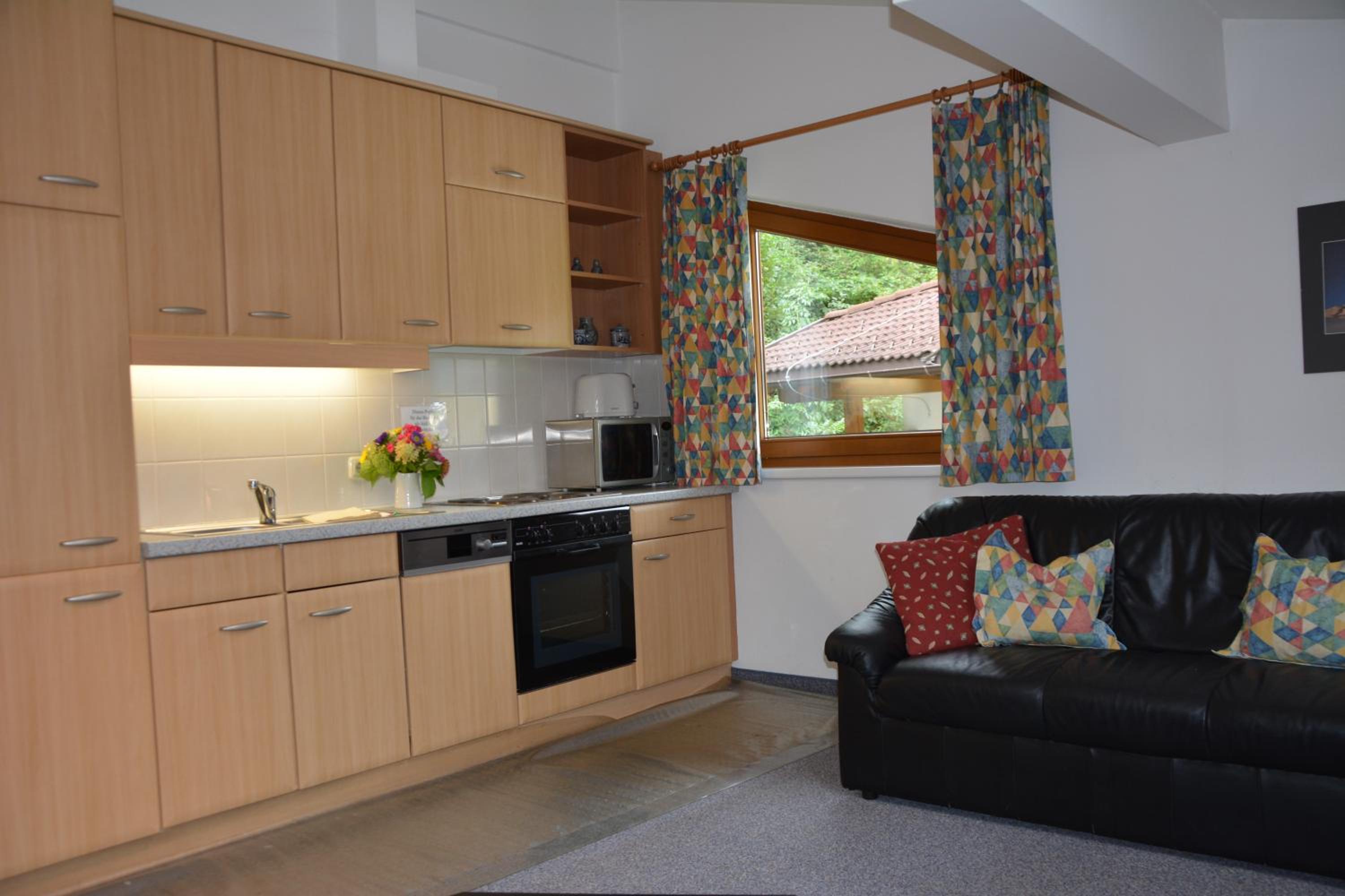 Two-Bedroom Apartment (6 Adults) photo 3