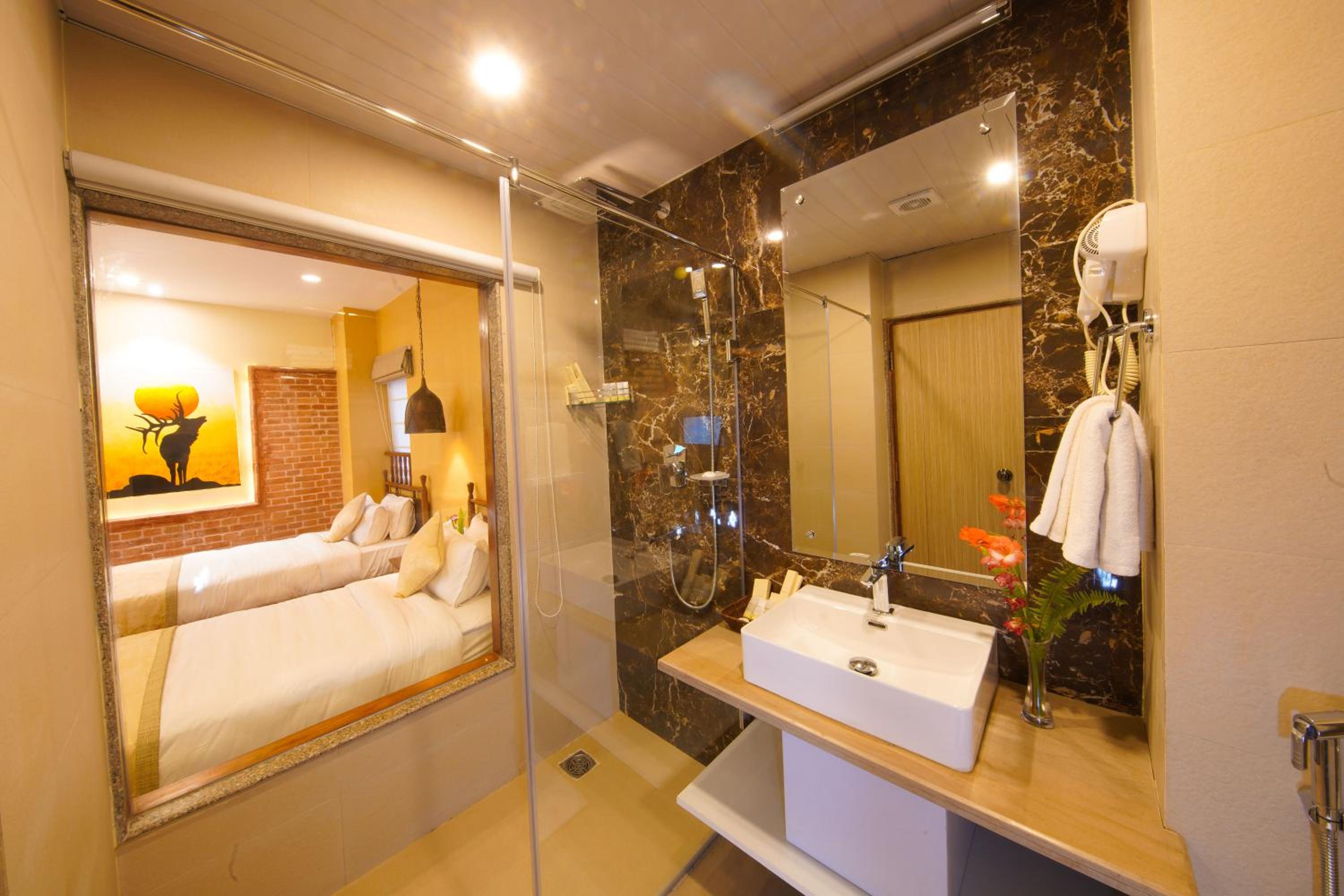 Deluxe Twin Room photo 2