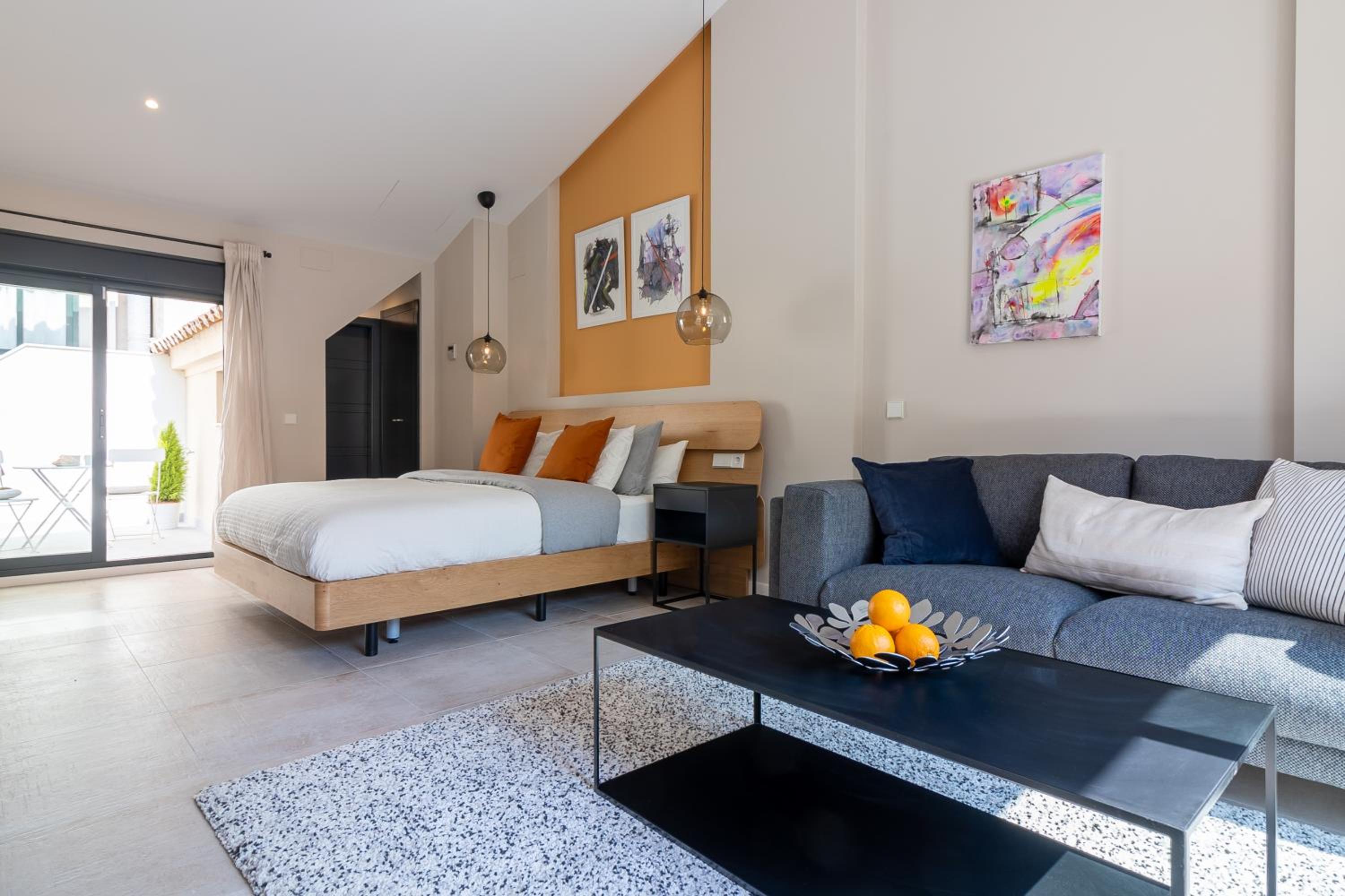 Estudio con terraza