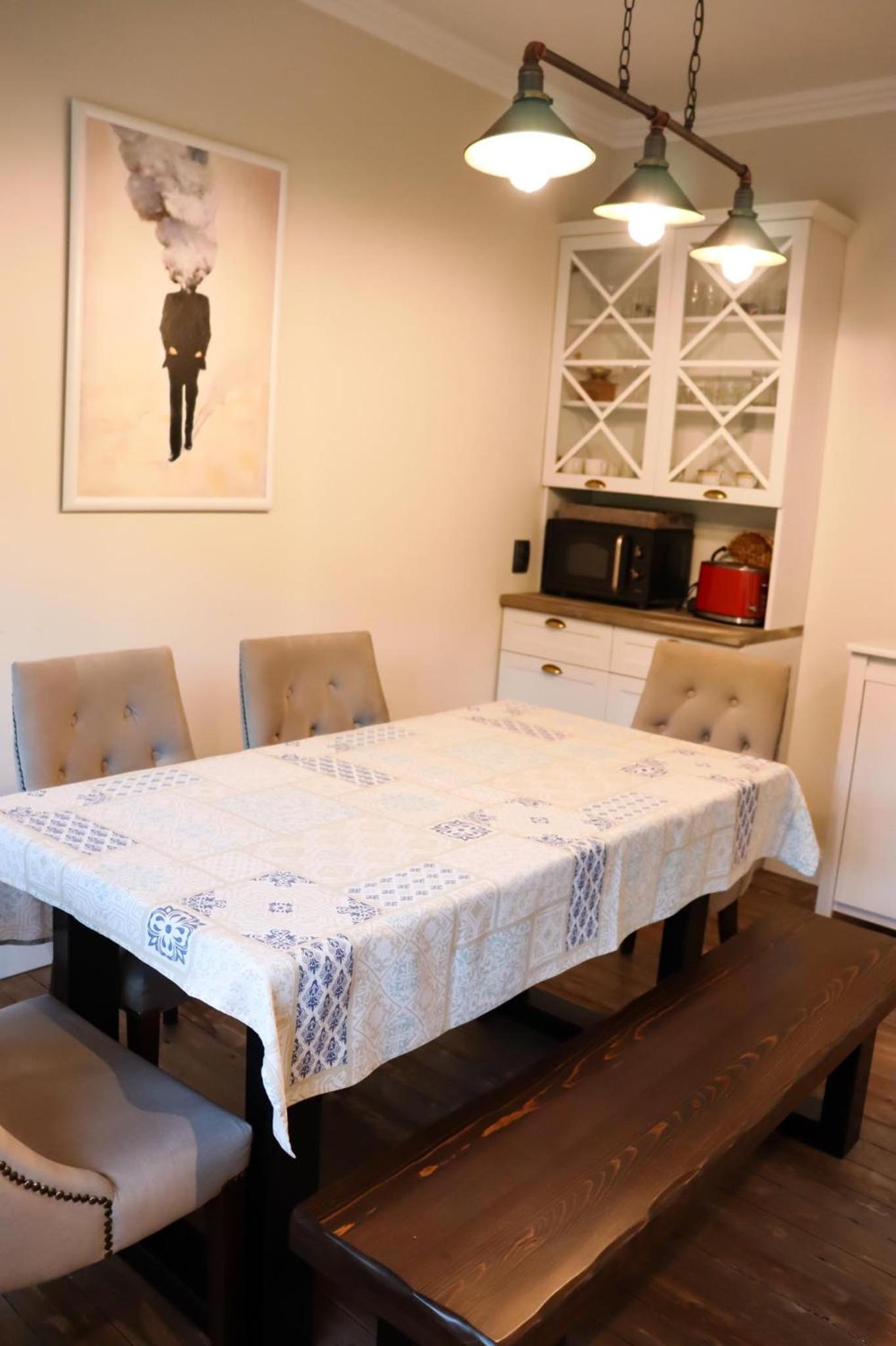 Two-Bedroom Apartment - Photo 21