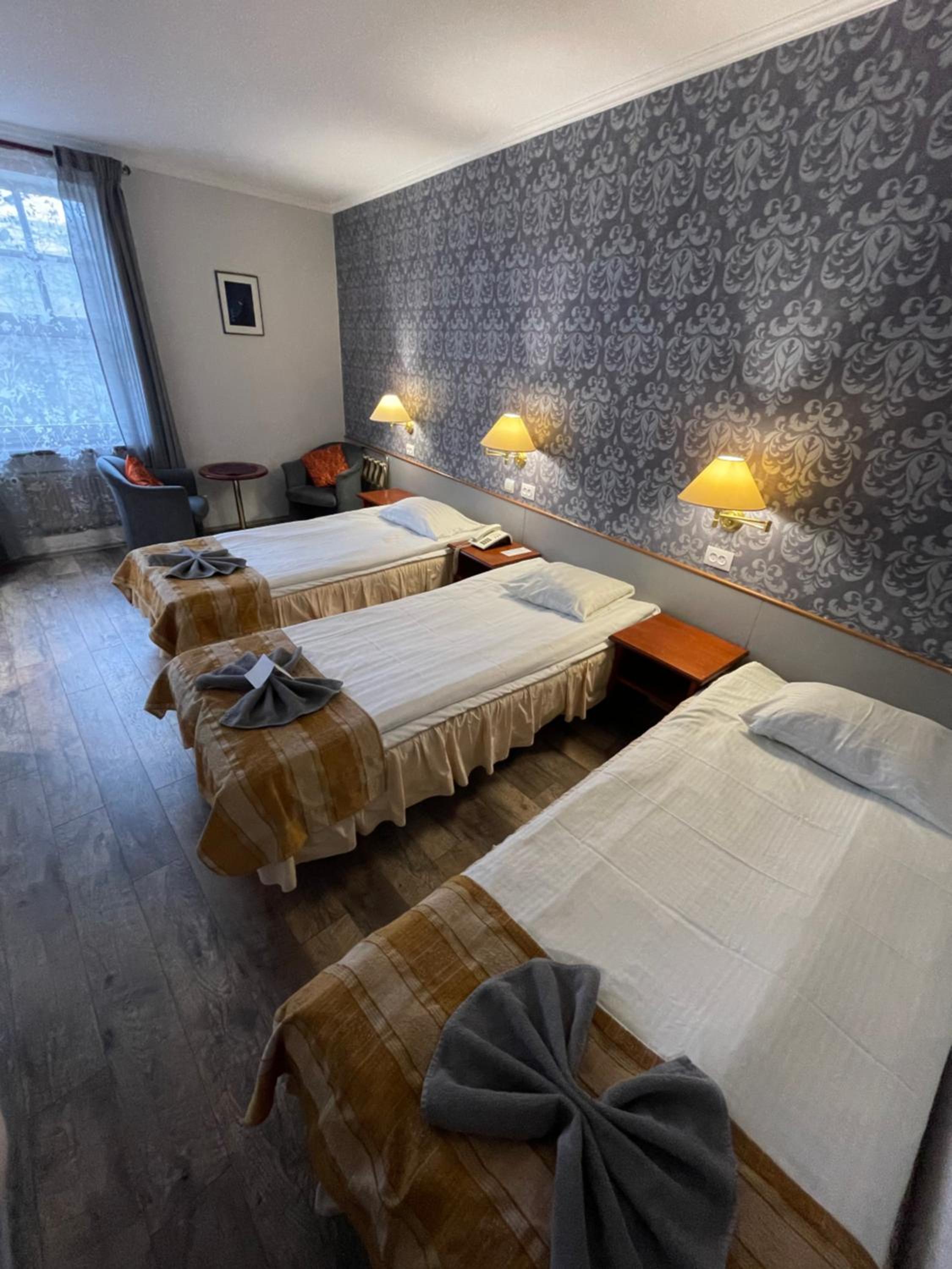 Triple Room