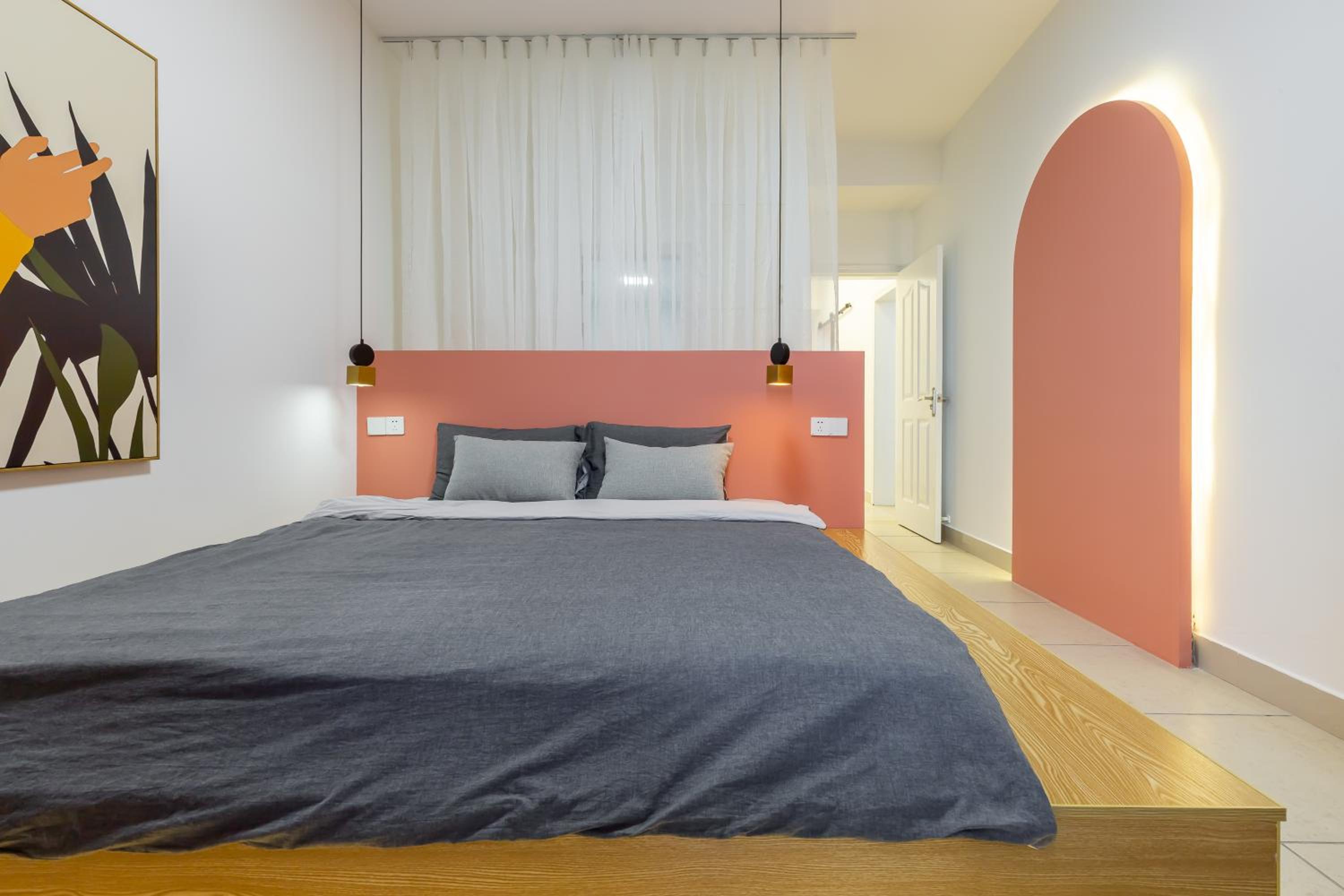 Deluxe Suite with Sea View - Photo 29