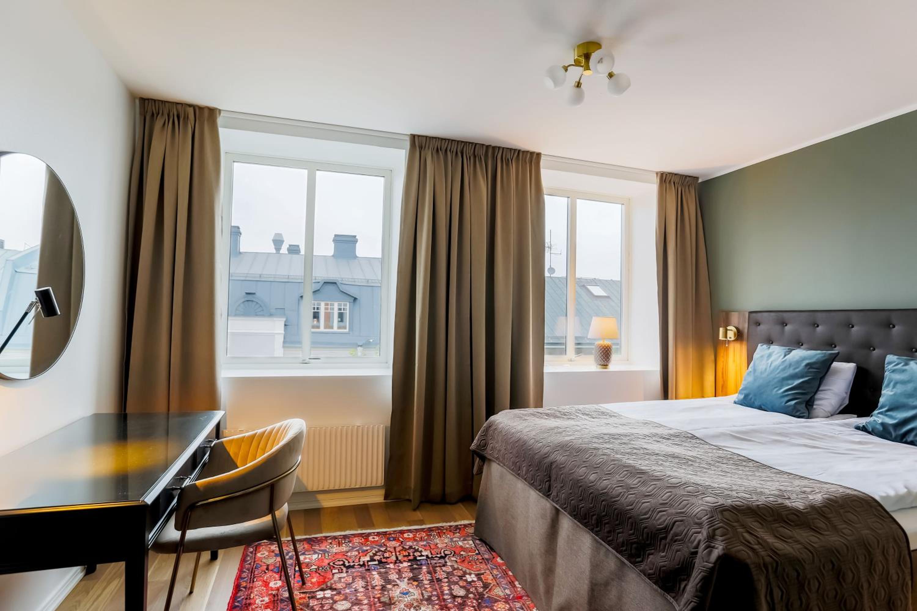 Standard Double or Twin Room - Photo 2