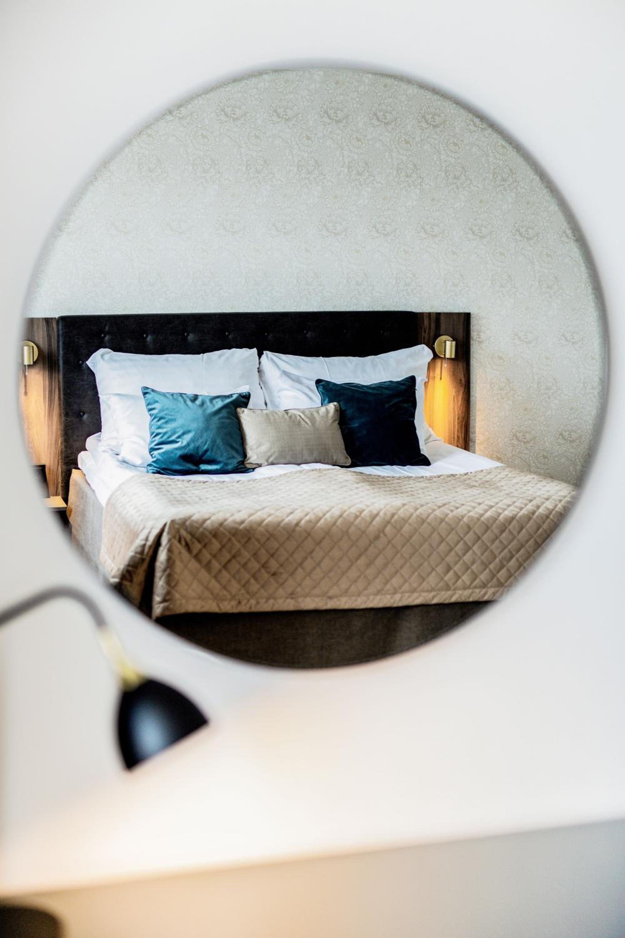 Superior Double or Twin Room - Photo 12