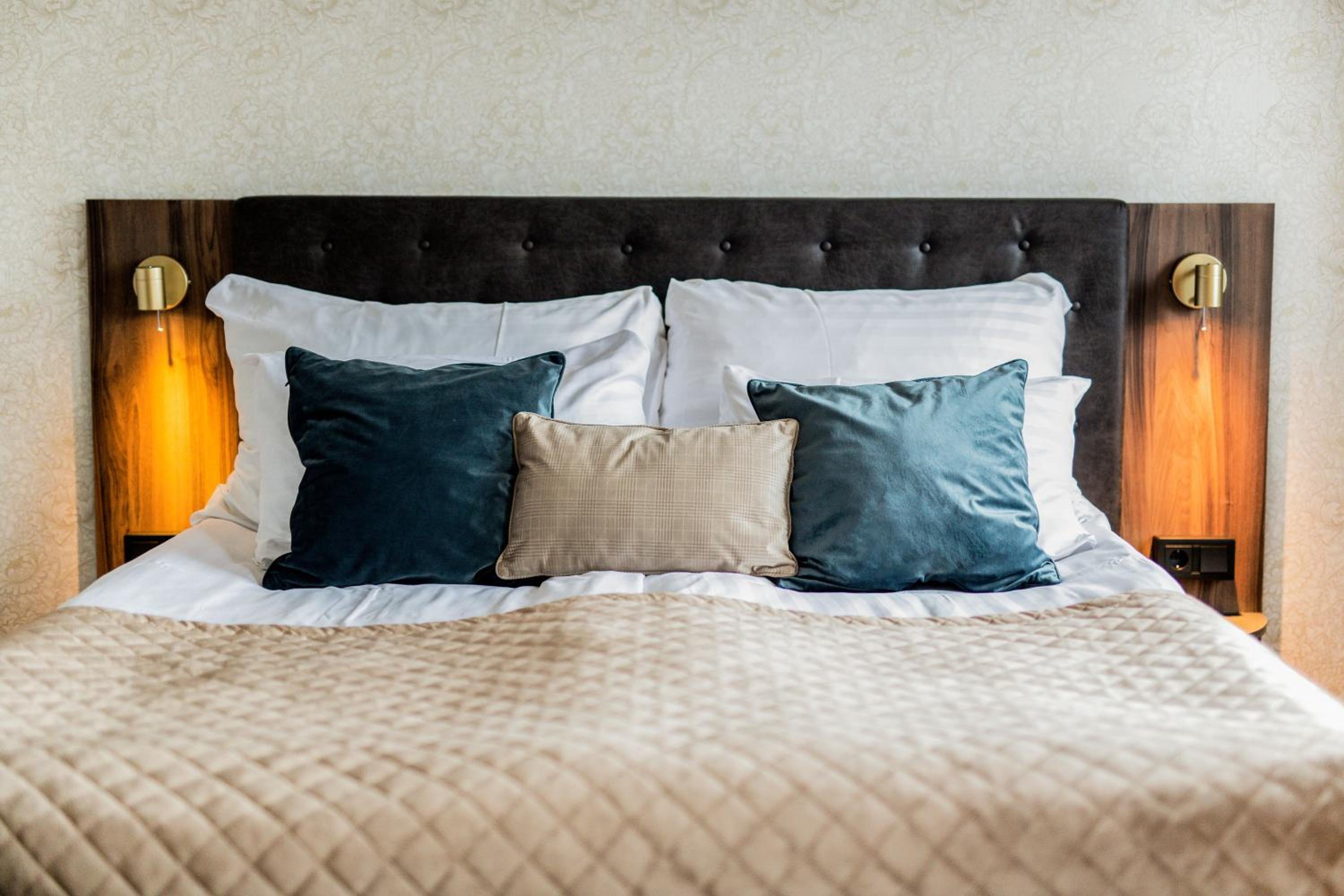 Superior Double or Twin Room - Photo 14