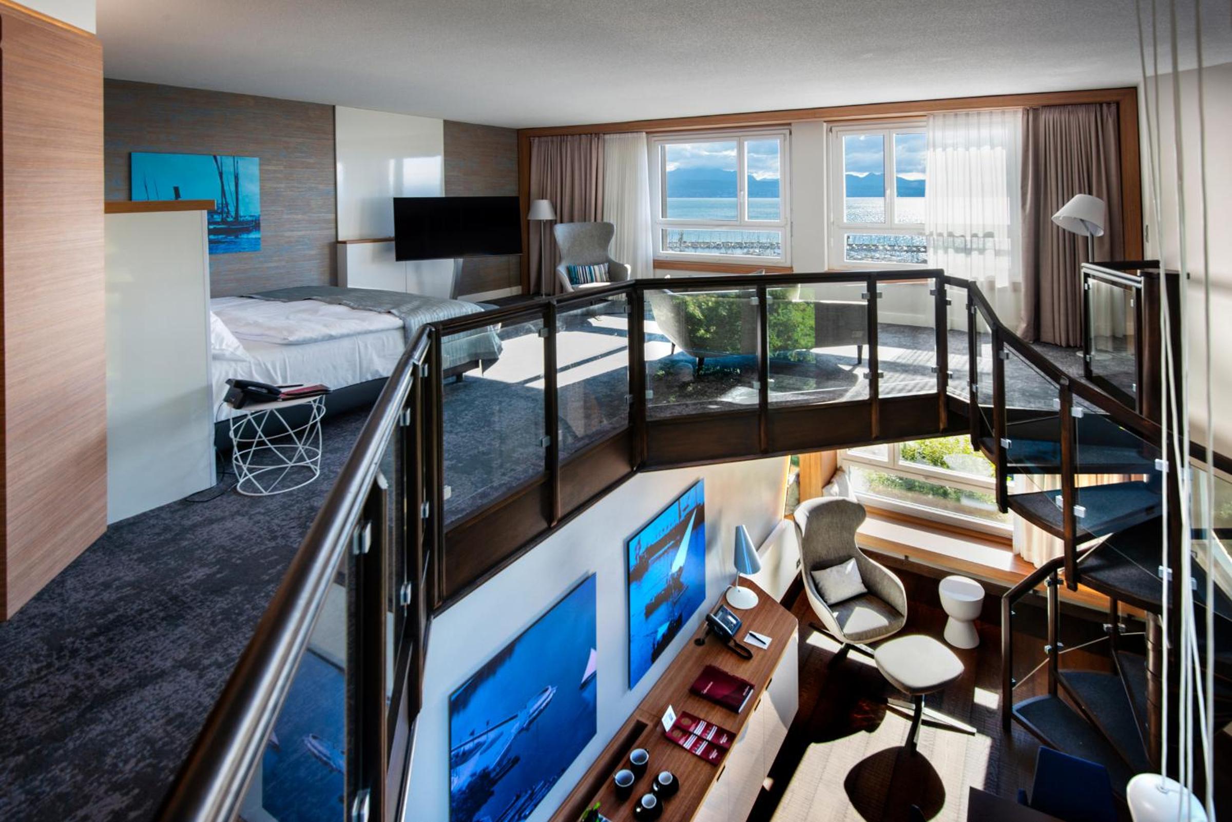 Duplex King Suite with Lake View