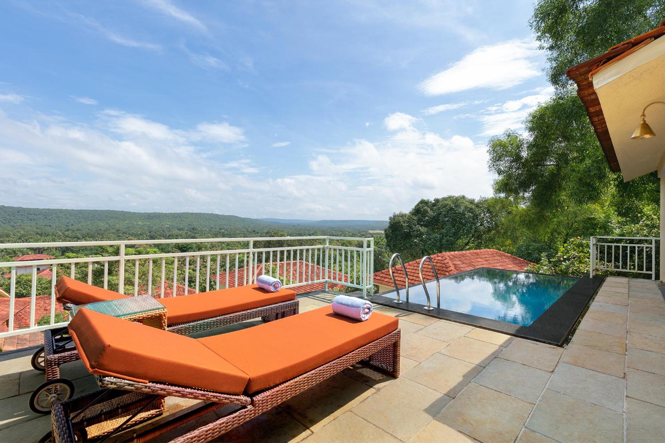Presidential Suite With Infinity Pool photo 3