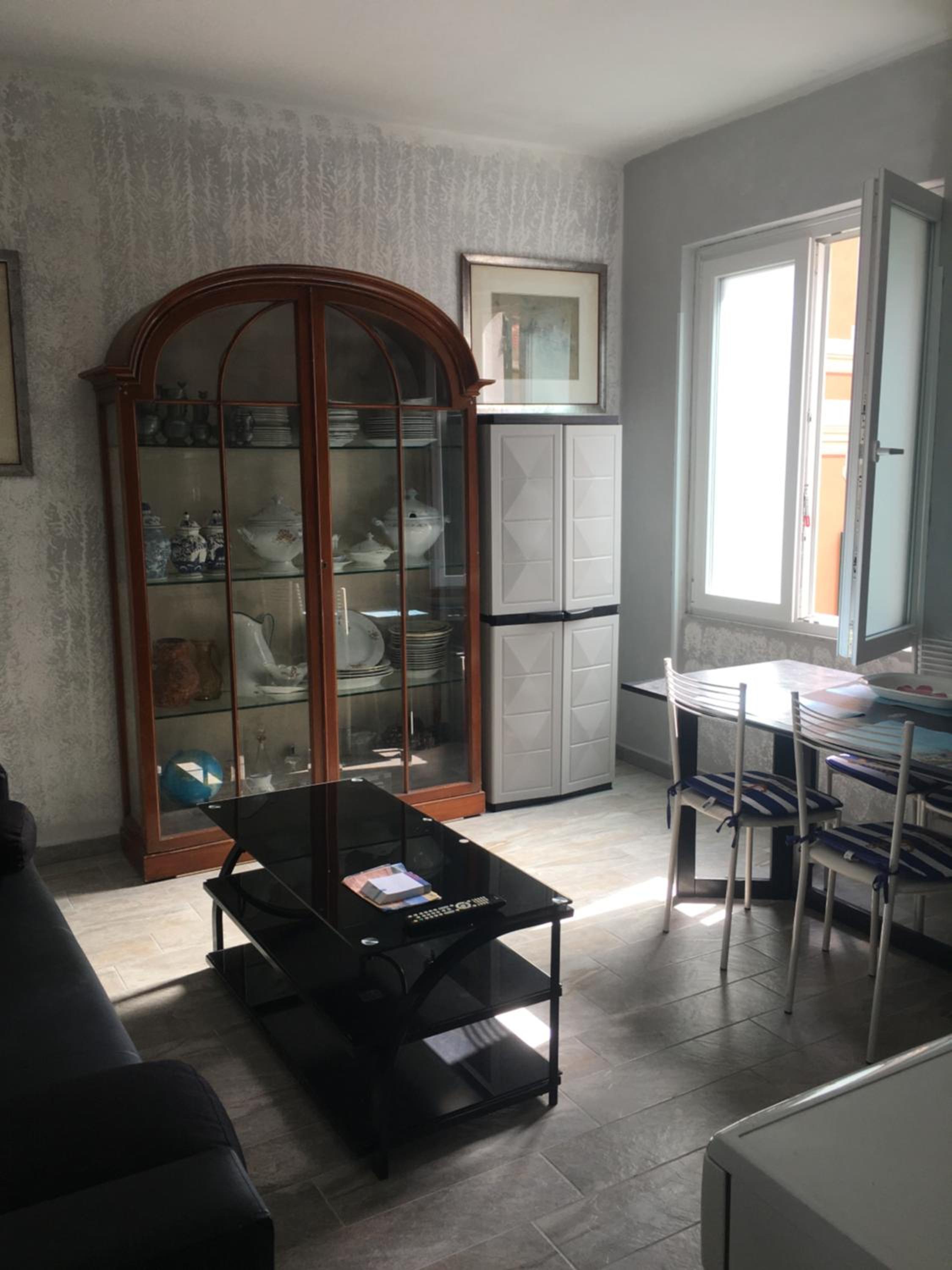 One-Bedroom Apartment - Photo 17