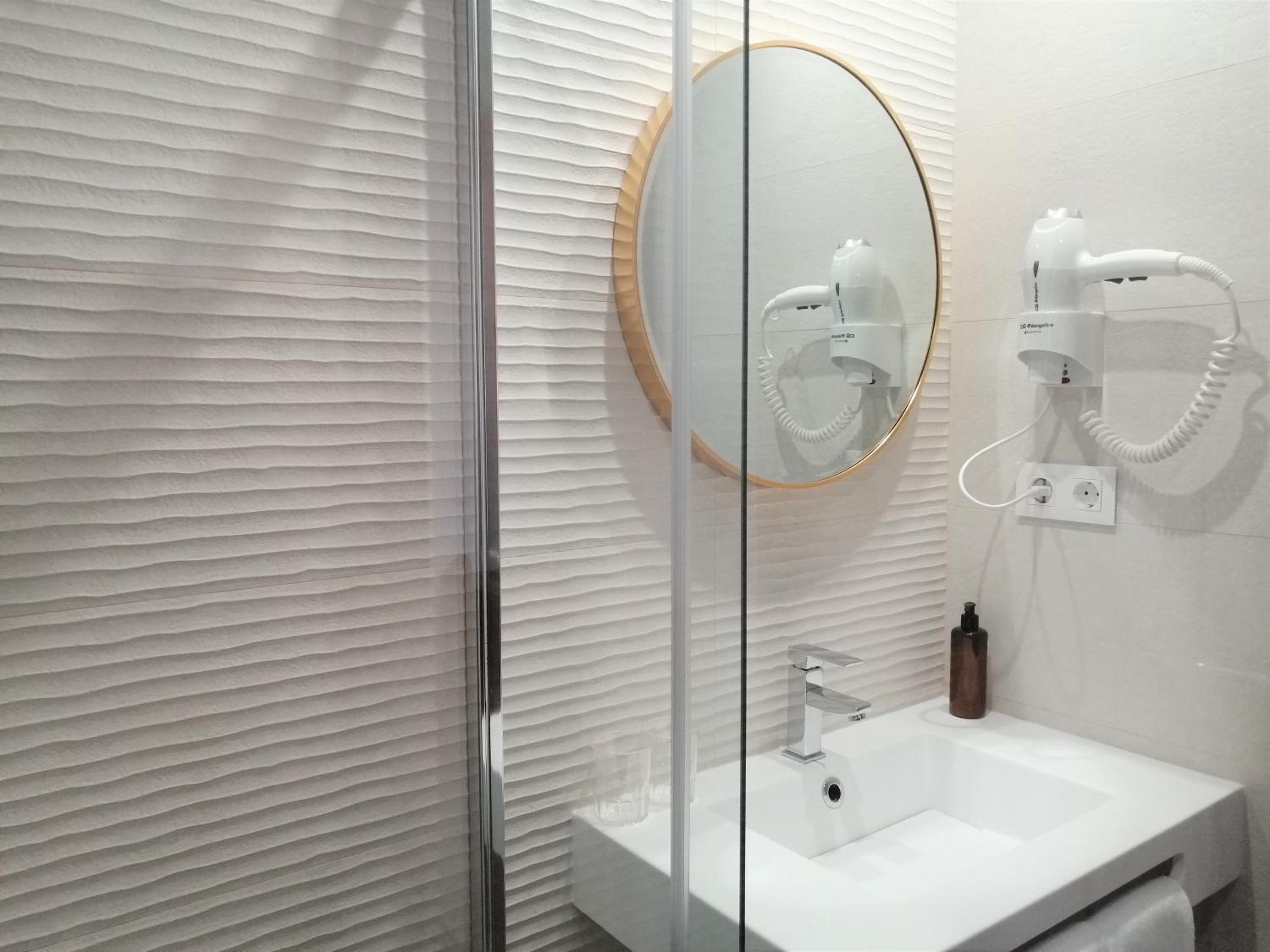 Interior Double or Twin Room photo 3