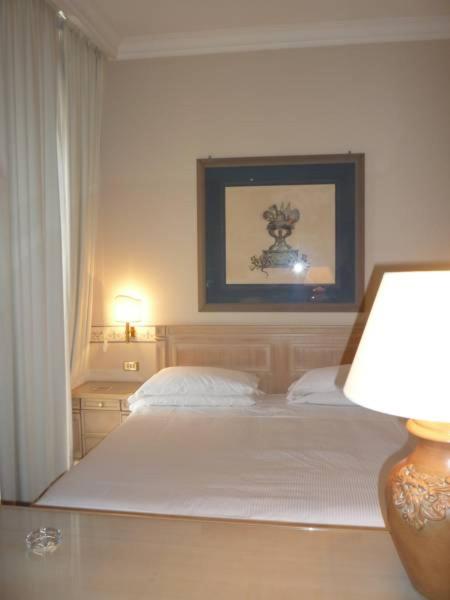 Classic Single Room