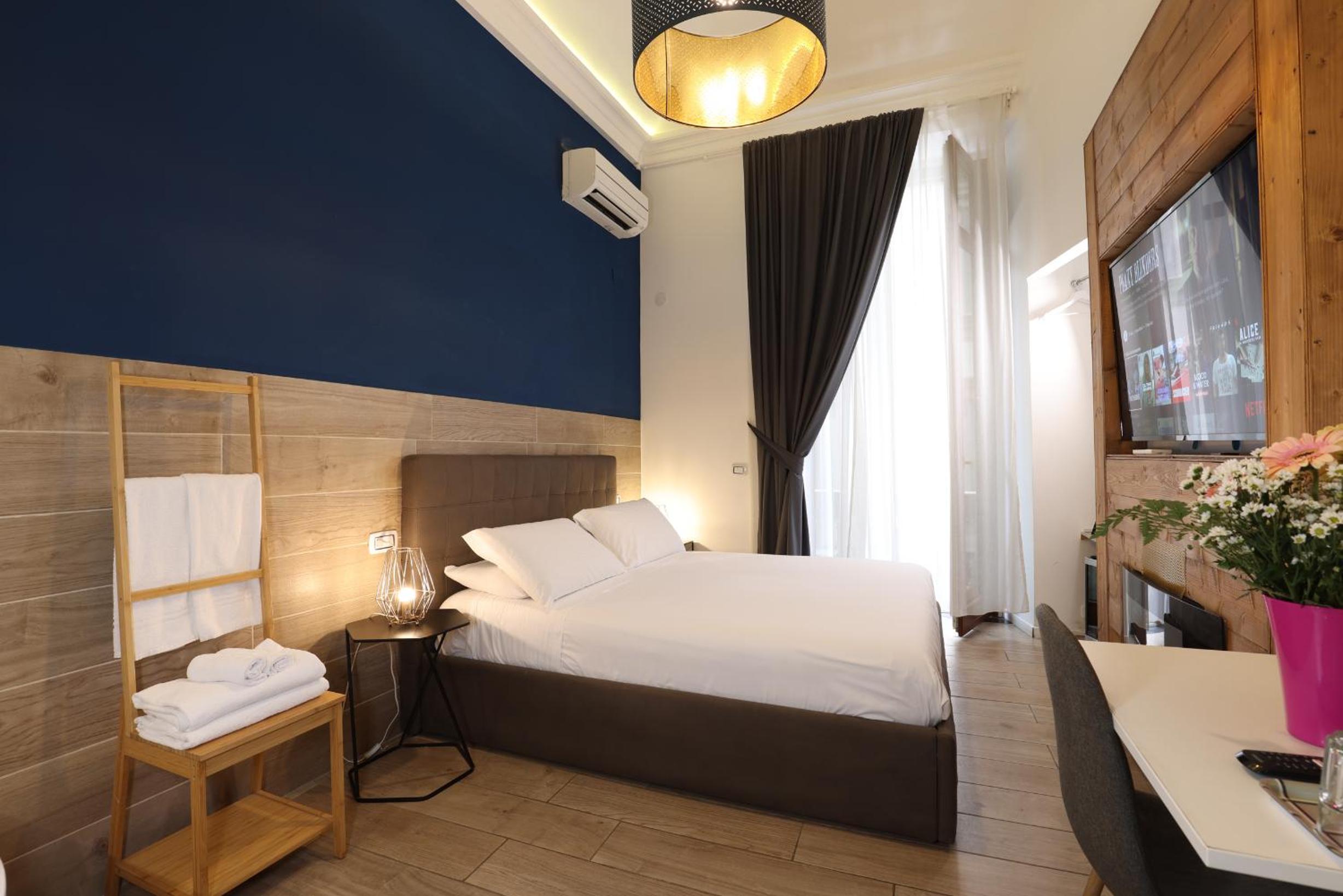 Deluxe Double Room with Balcony - Dependence