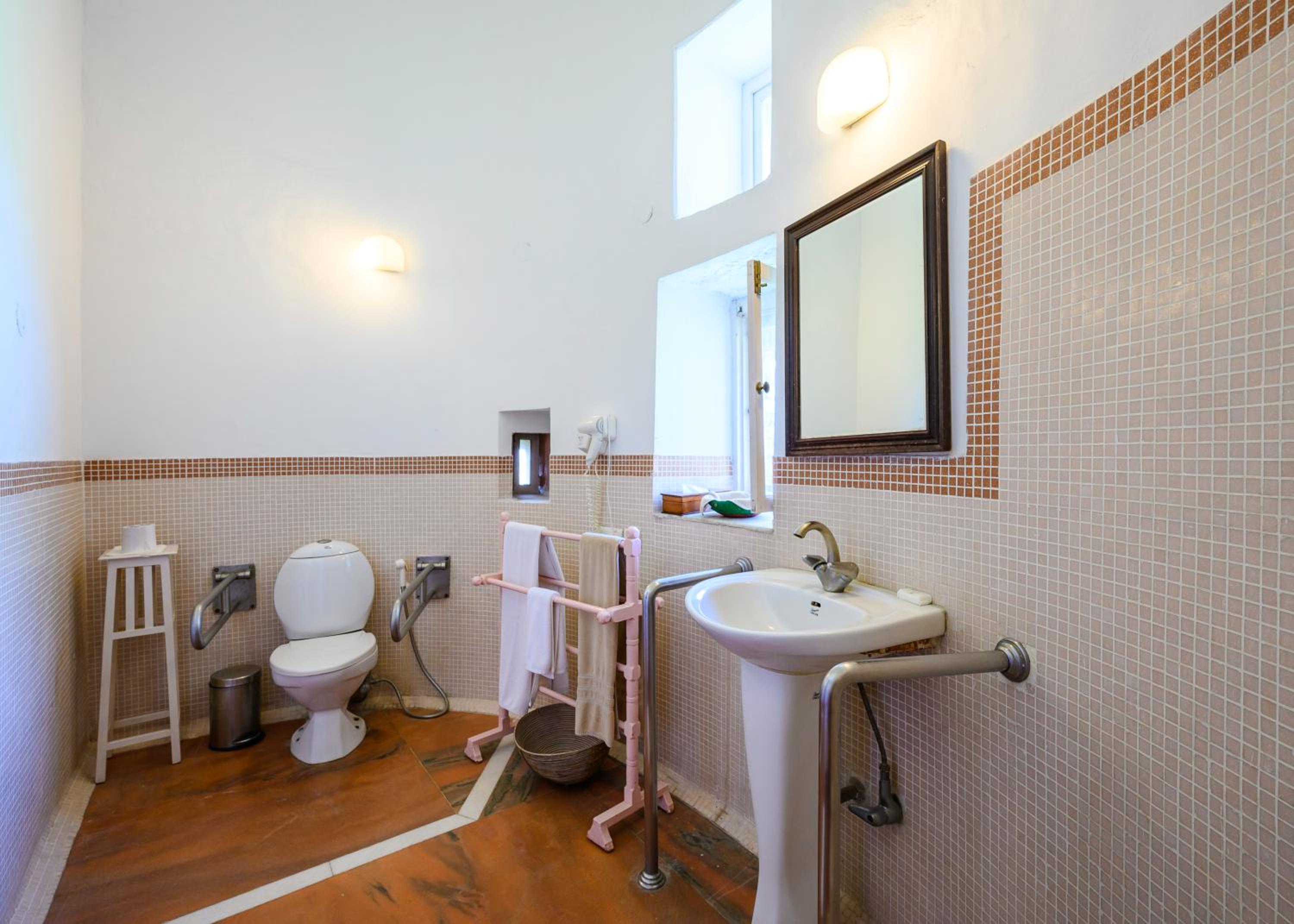 Heritage Old World Room - Enjoy a 10% discount on spa, laundry, and vintage car services, alongside complimentary evening tea, guided fort tours, and morning yoga (7:00 AM – 8:00 AM)