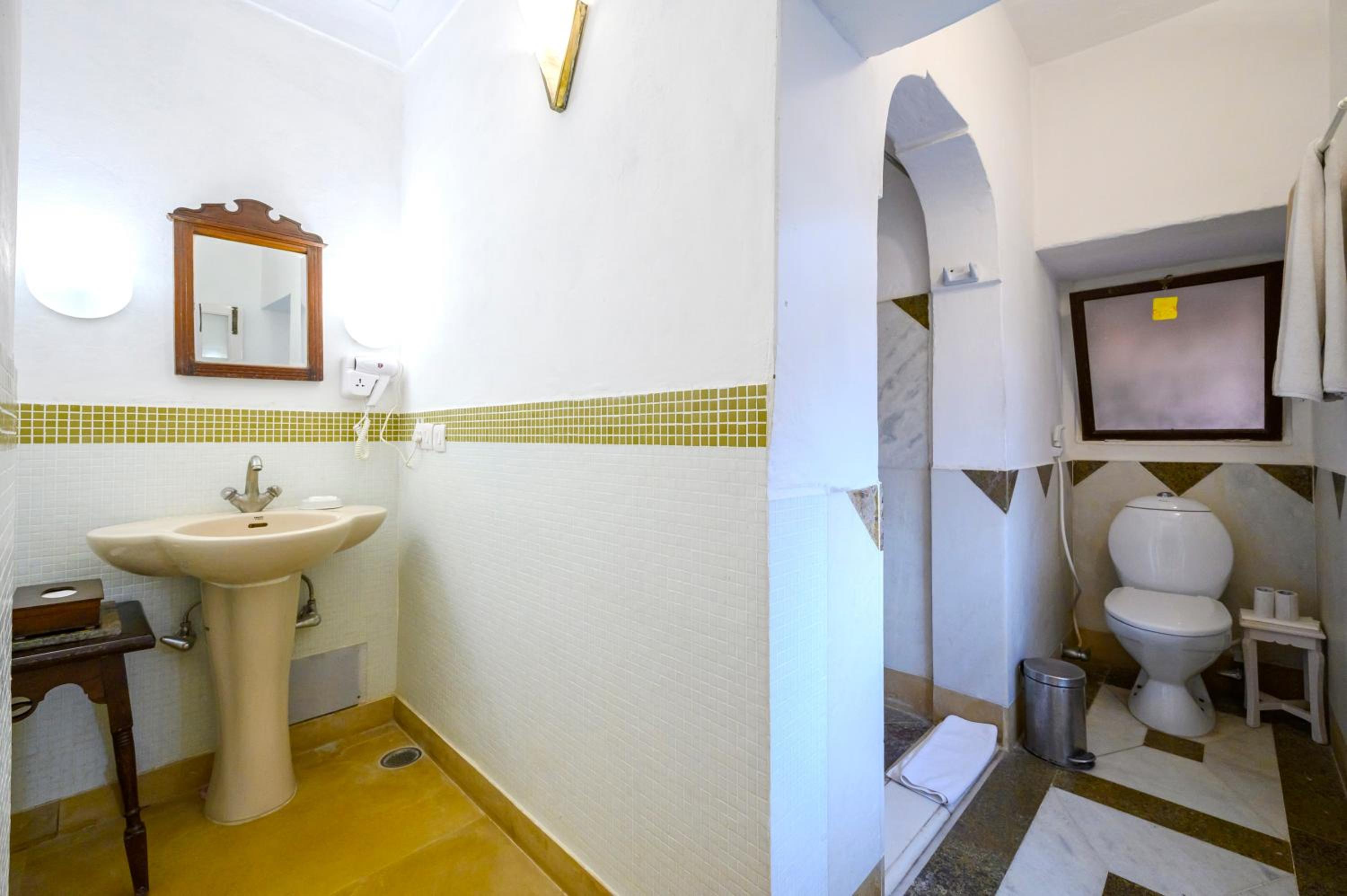 Heritage Smart Room - Enjoy a 10% discount on spa, laundry, and vintage car services, alongside complimentary evening tea, guided fort tours, and morning yoga (7:00 AM – 8:00 AM) photo 2