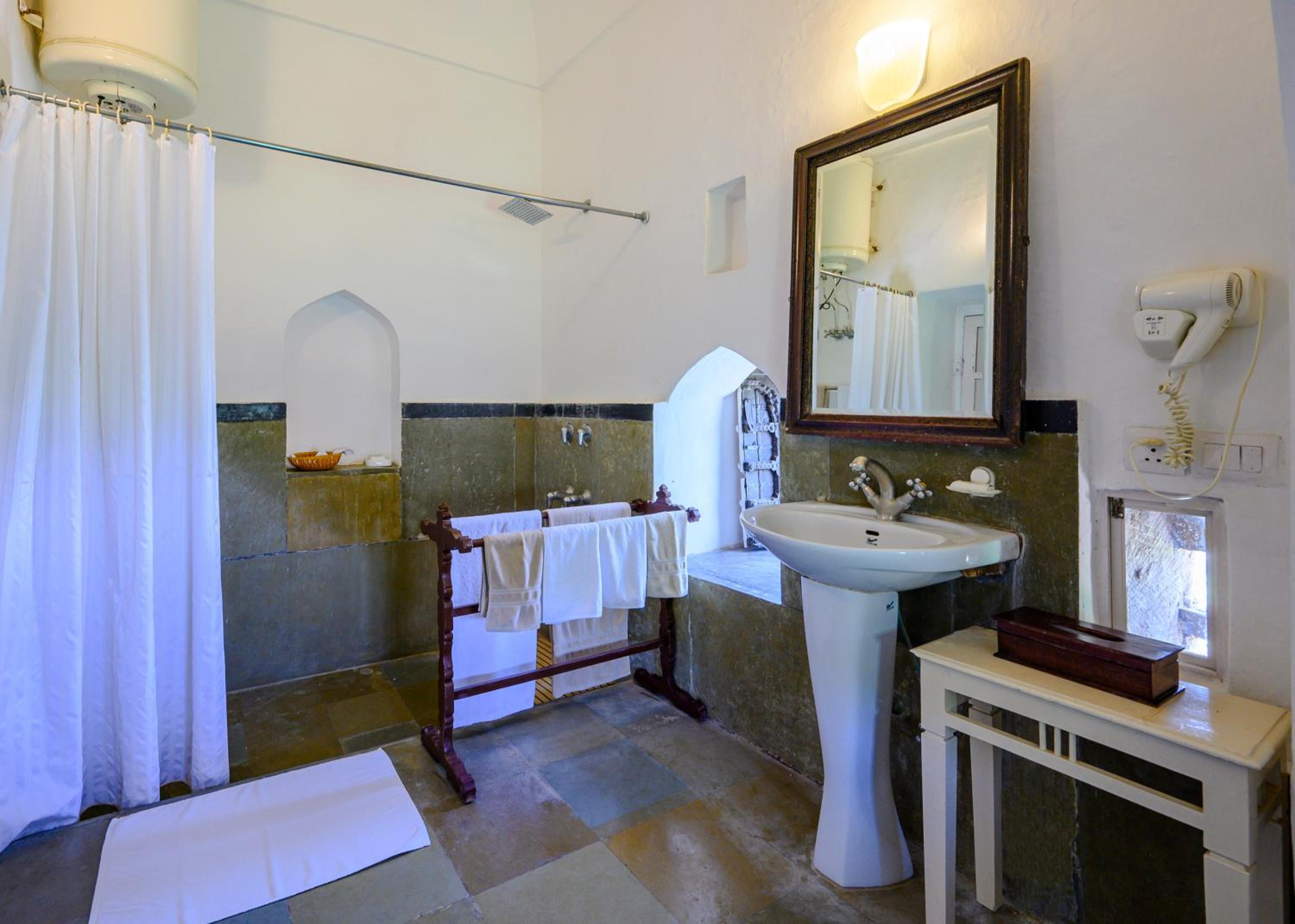 Heritage Splendour Room – Enjoy a 10% discount on spa, laundry, and vintage car services, alongside complimentary evening tea, guided fort tours, and morning yoga (7:00 AM – 8:00 AM) Heritage Splendour Room – Enjoy a 10% discount on spa, laundry, and vintage car services, alongside complimentary evening tea, guided fort tours, and morning yoga (7:00 AM – 8:00 AM)