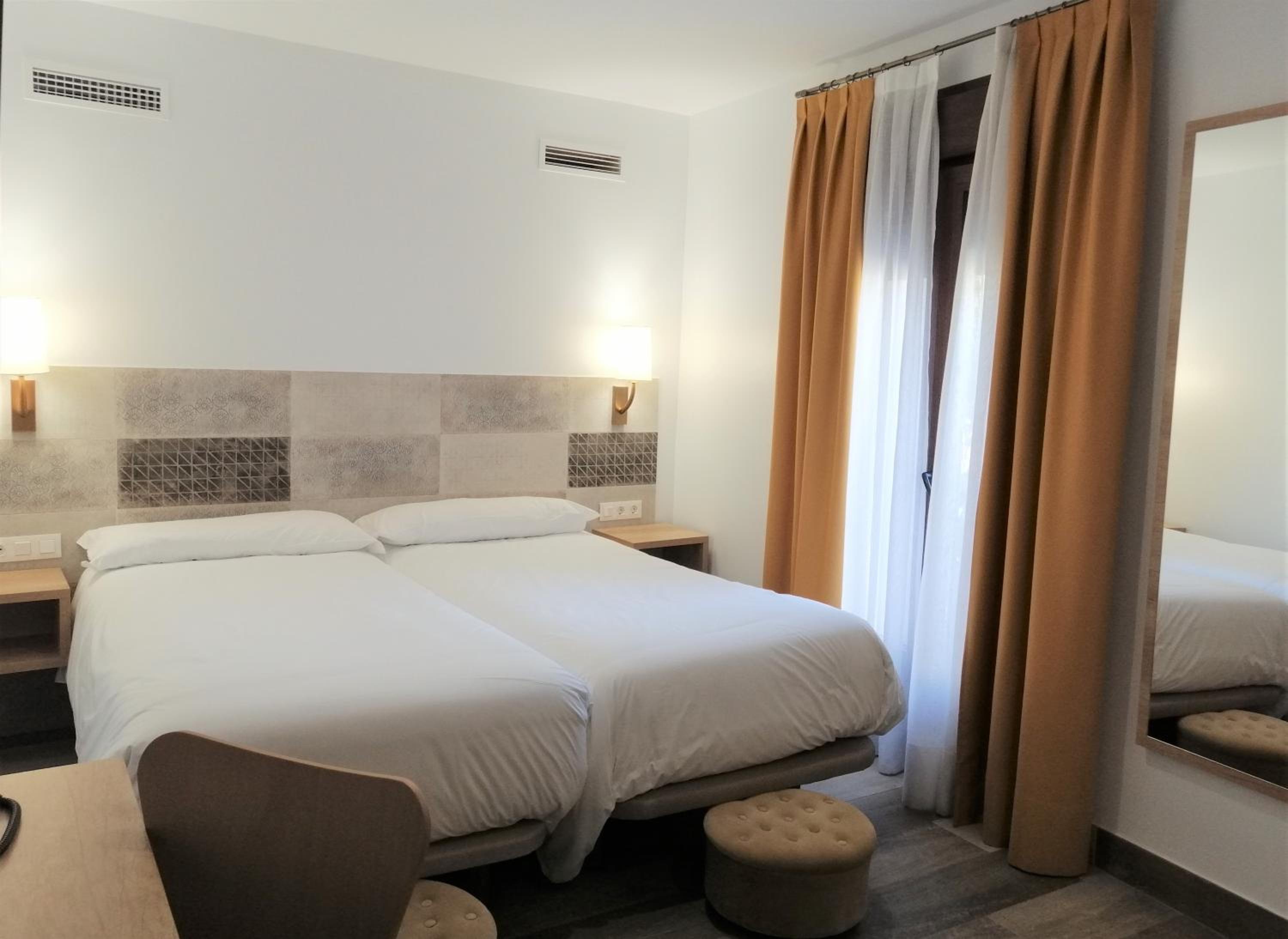 Exterior Double or Twin Room photo 3