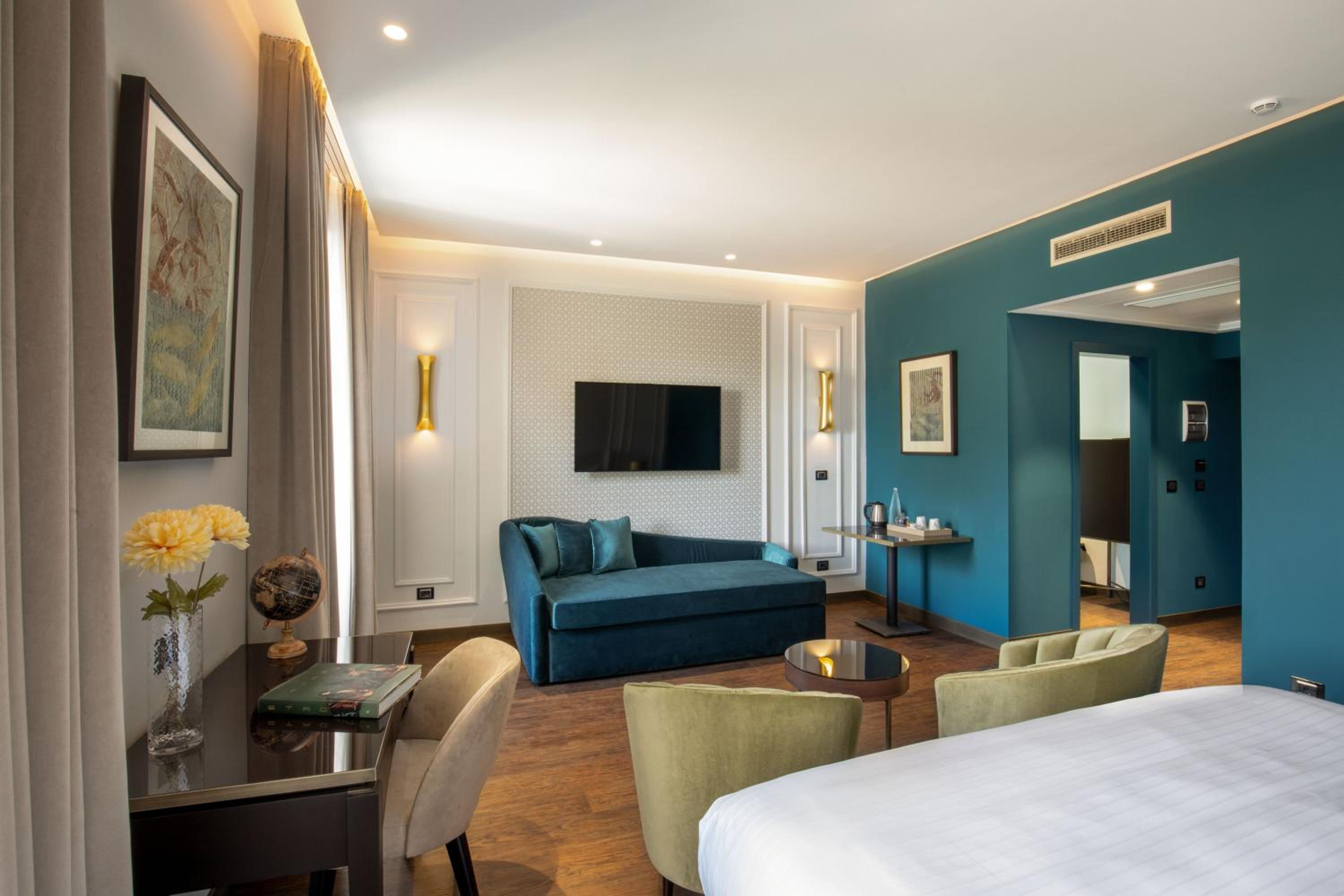  Luxury Junior Suite - Photo 3