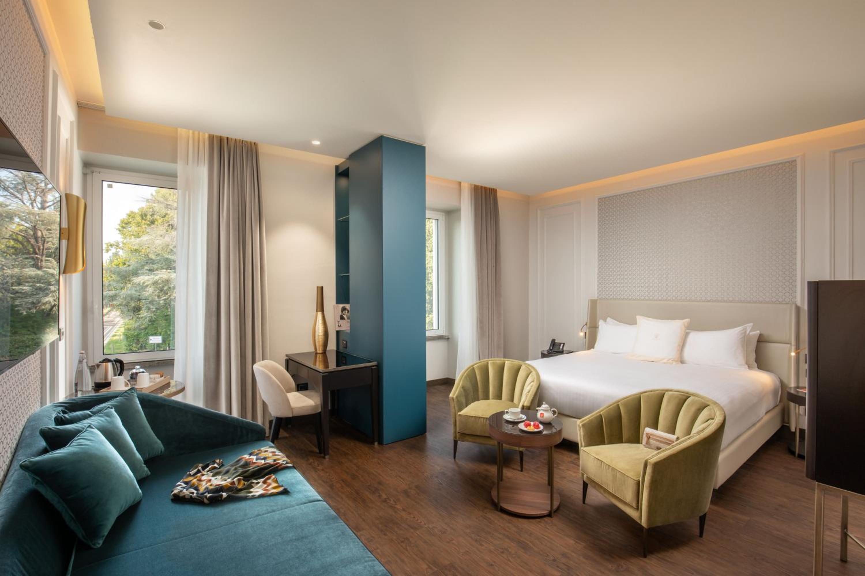  Luxury Junior Suite - Photo 6