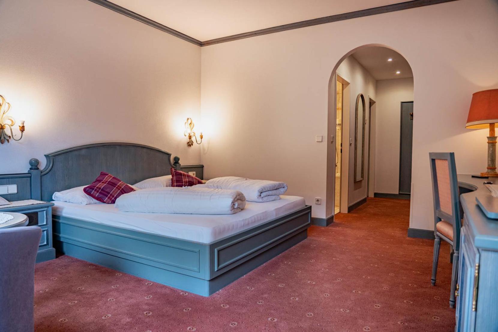 Deluxe Double Room with Balcony - Photo 1