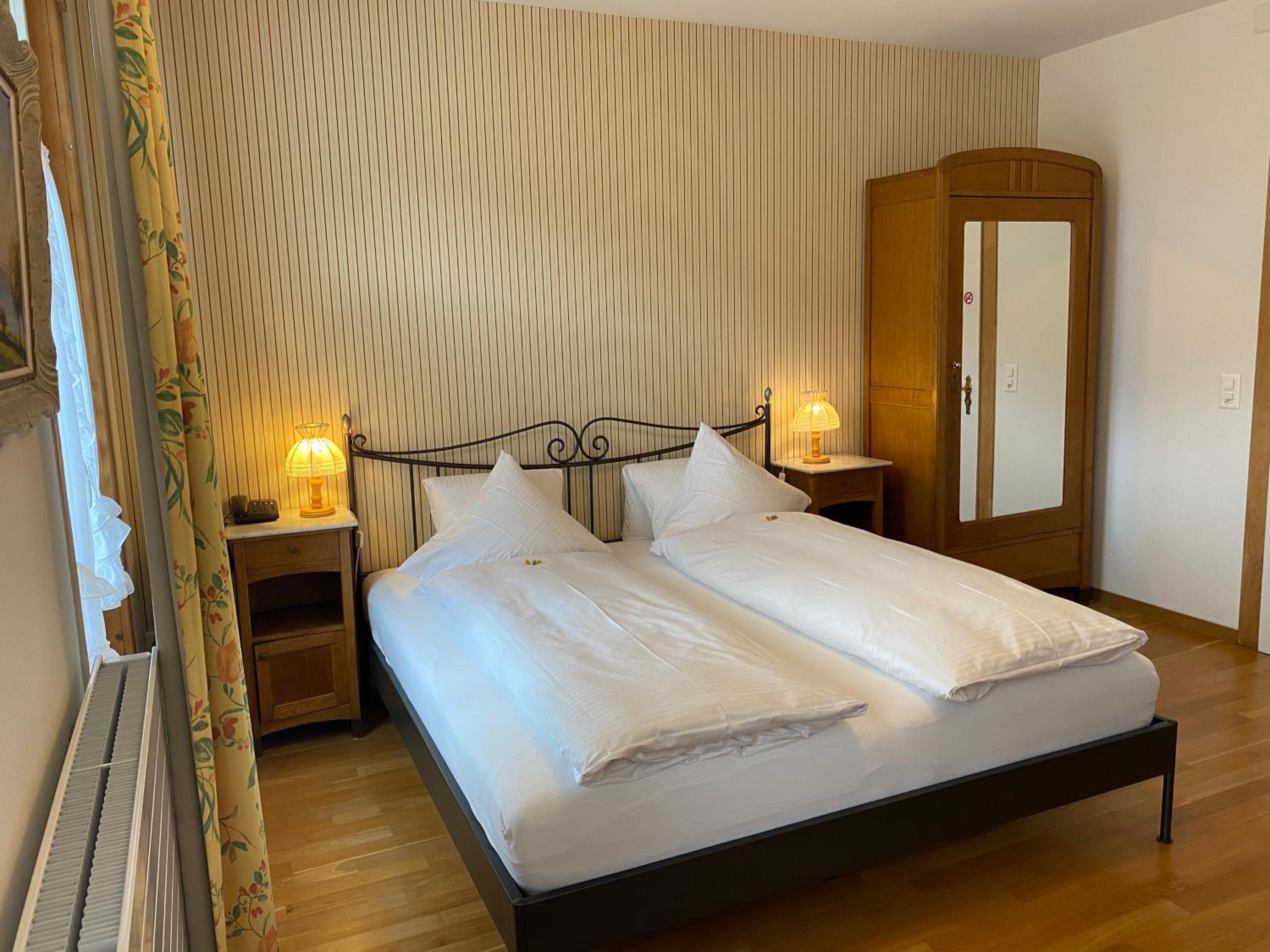 Classic Double Room - Photo 15