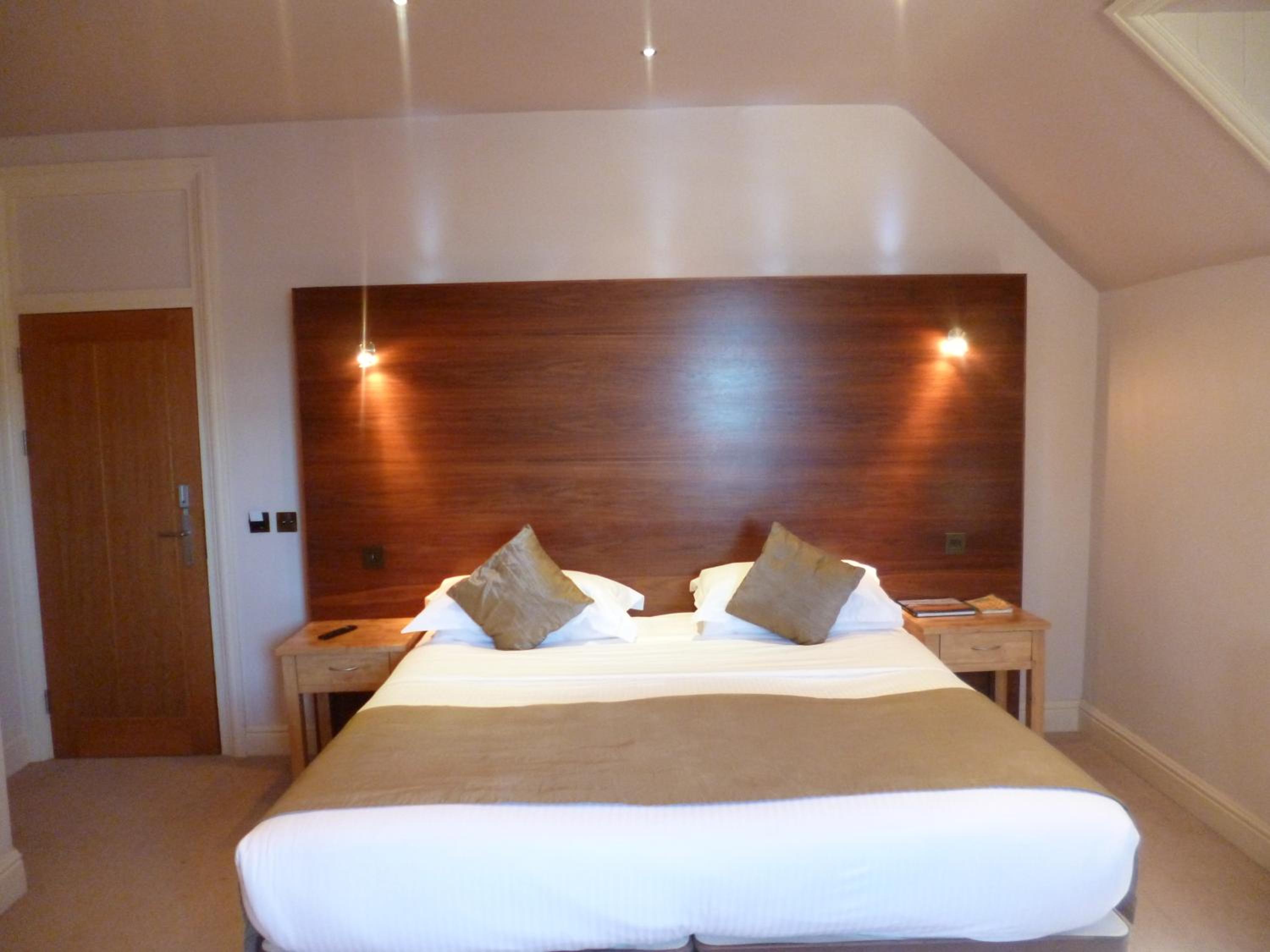 Deluxe King or Twin Room with Sea View
