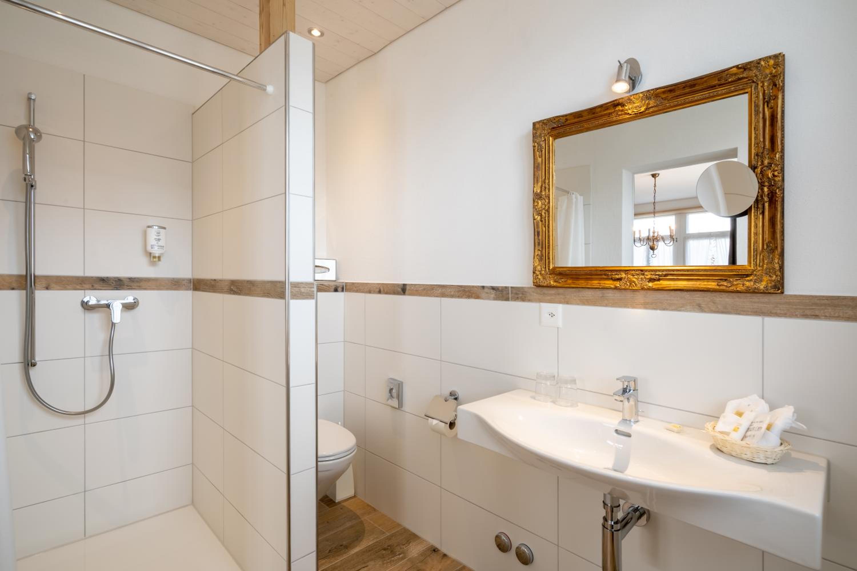 Superior Double Room - Photo 22