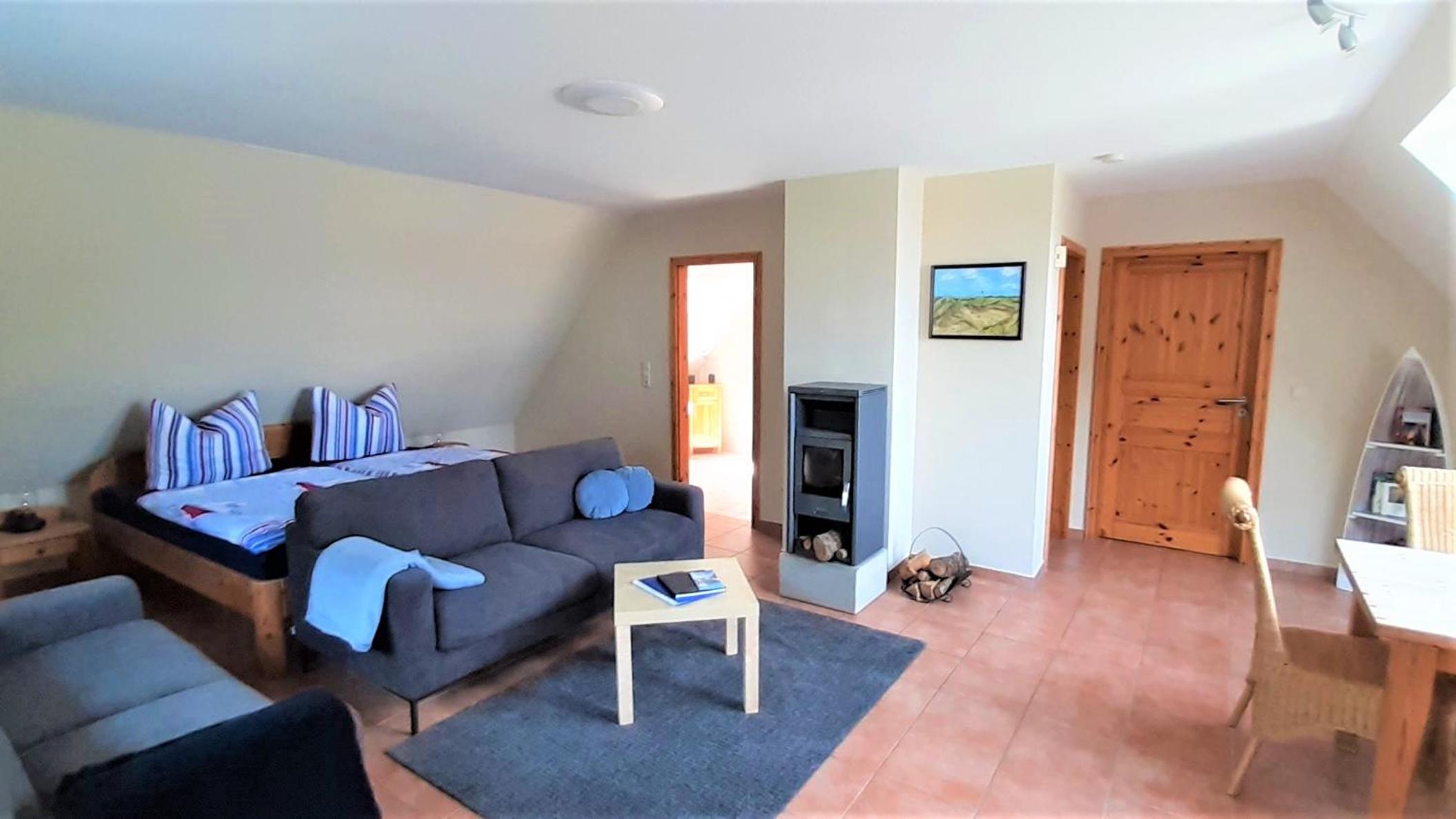Apartment with Lake View photo 2