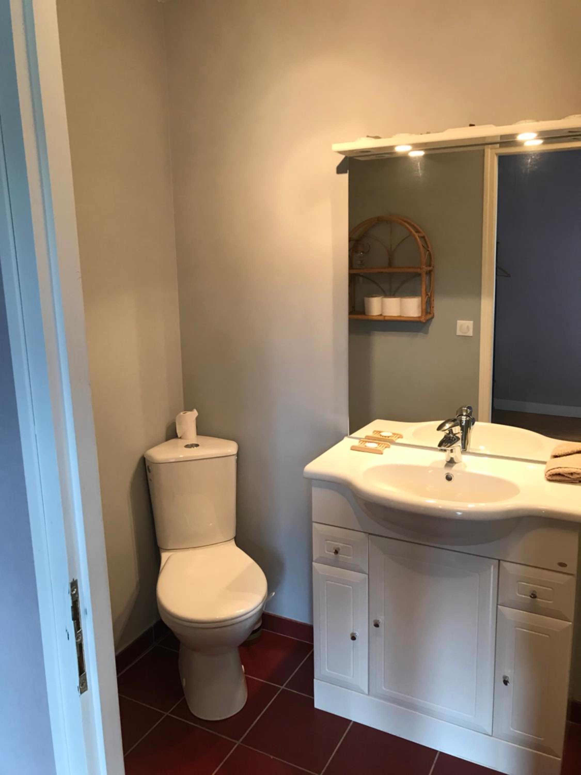 Double Room - Photo 2