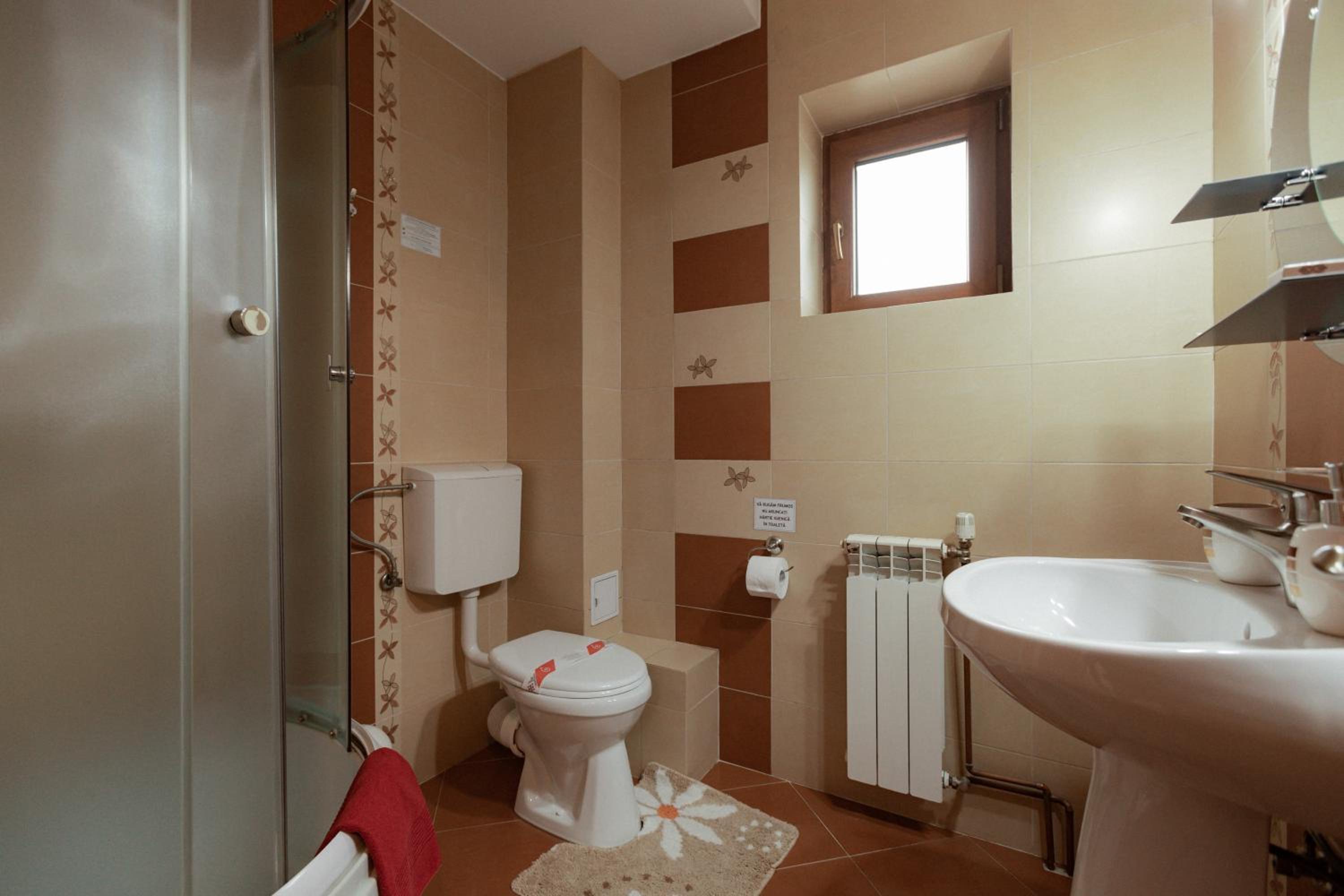 Deluxe King Room photo 2