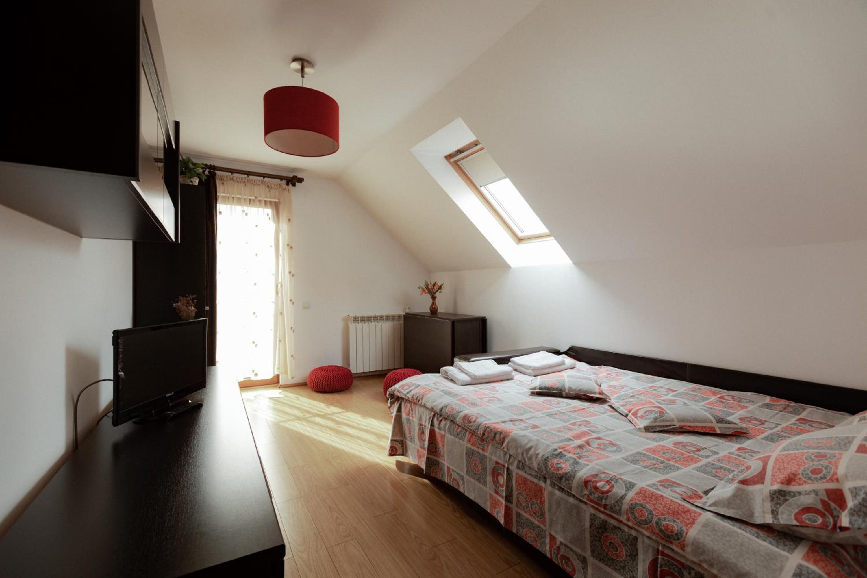 Deluxe Family Suite photo 2