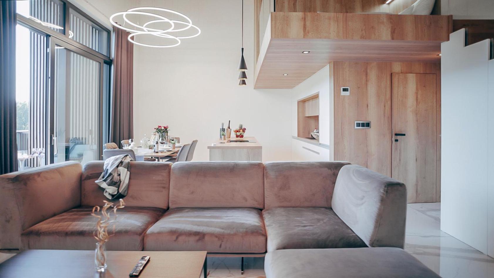 Penthouse Apartment - Photo 3