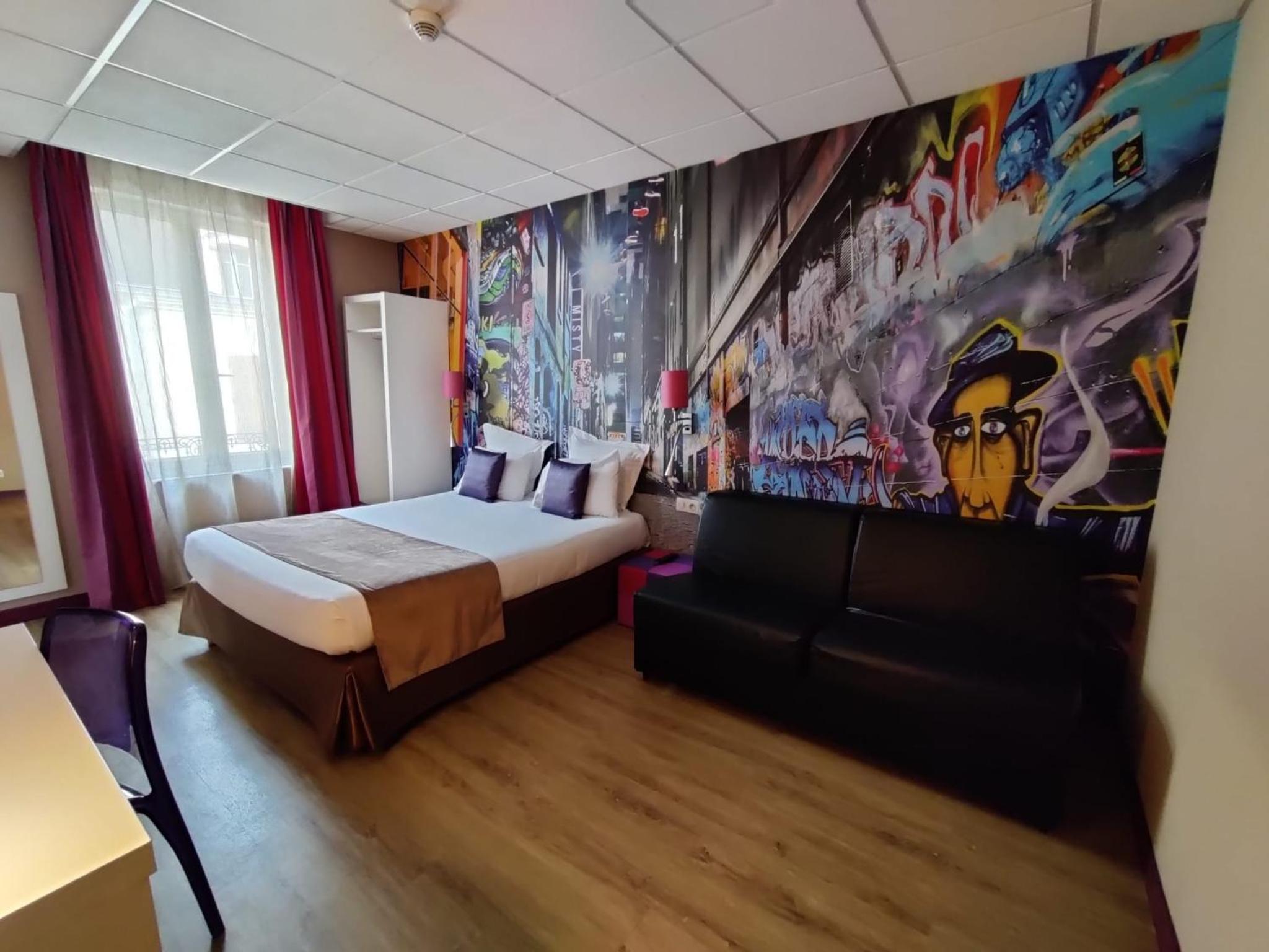 Quadruple Room - Photo 5