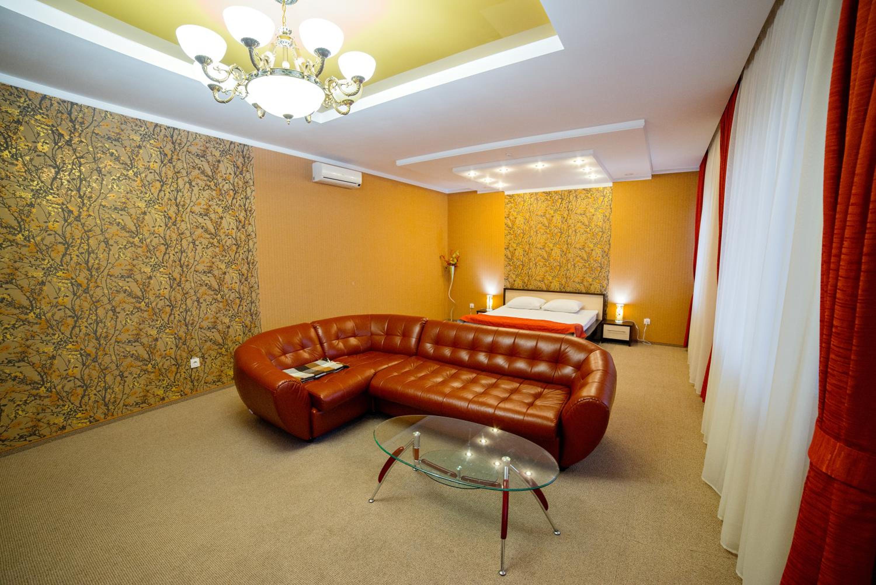 Large Double Room photo 2