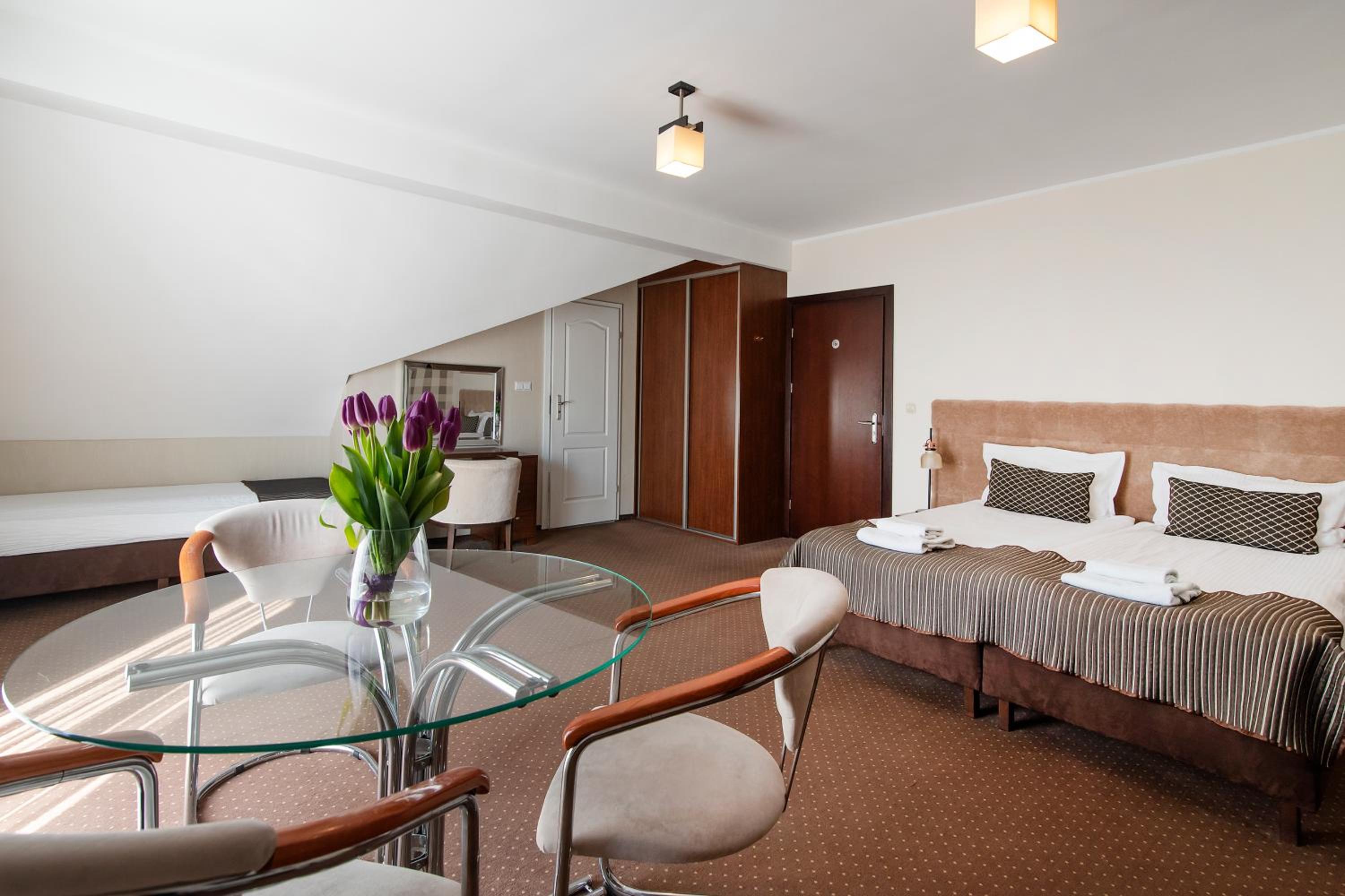 Deluxe Double or Twin Room photo 3