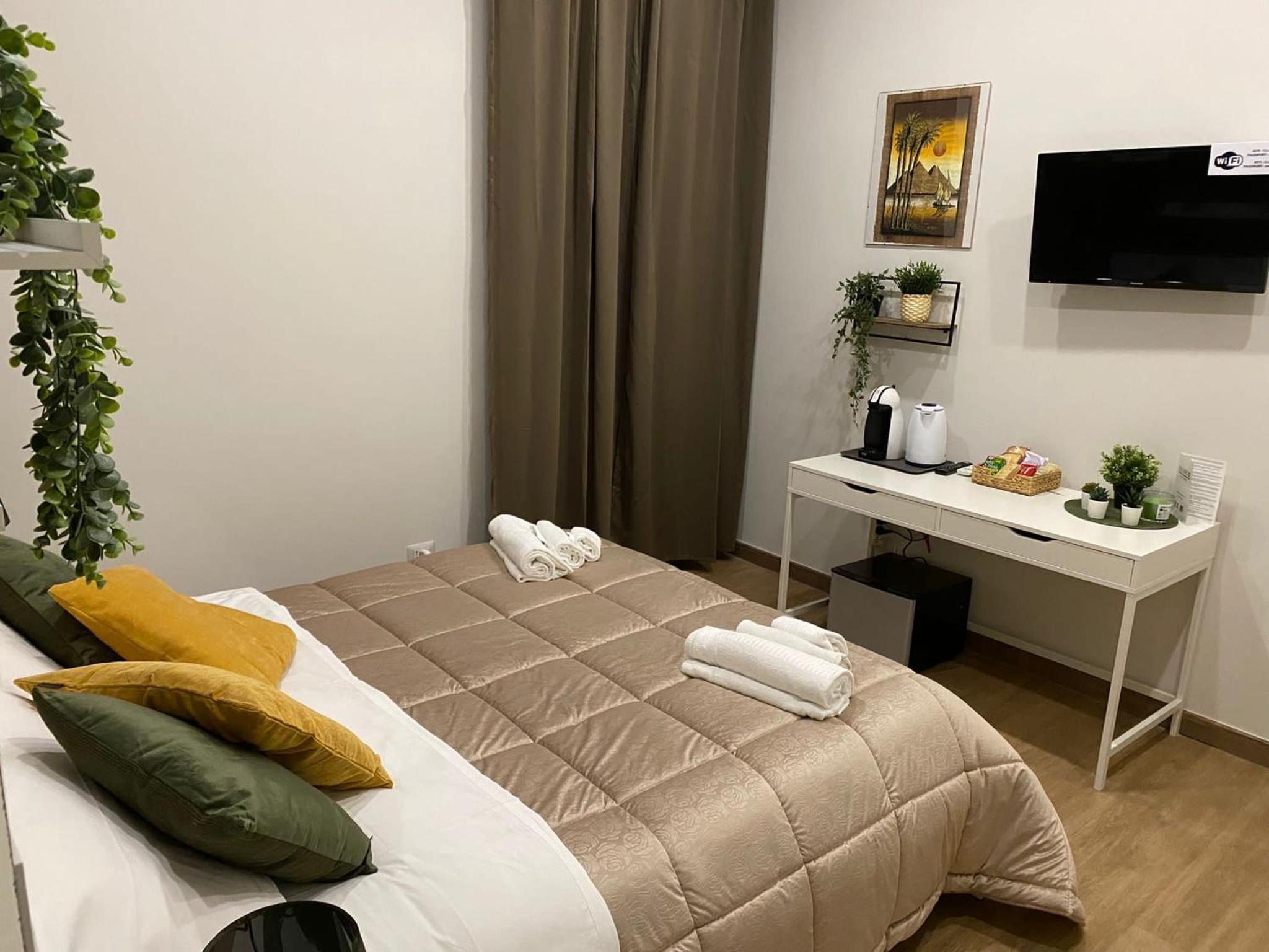 Large Double Room photo 2
