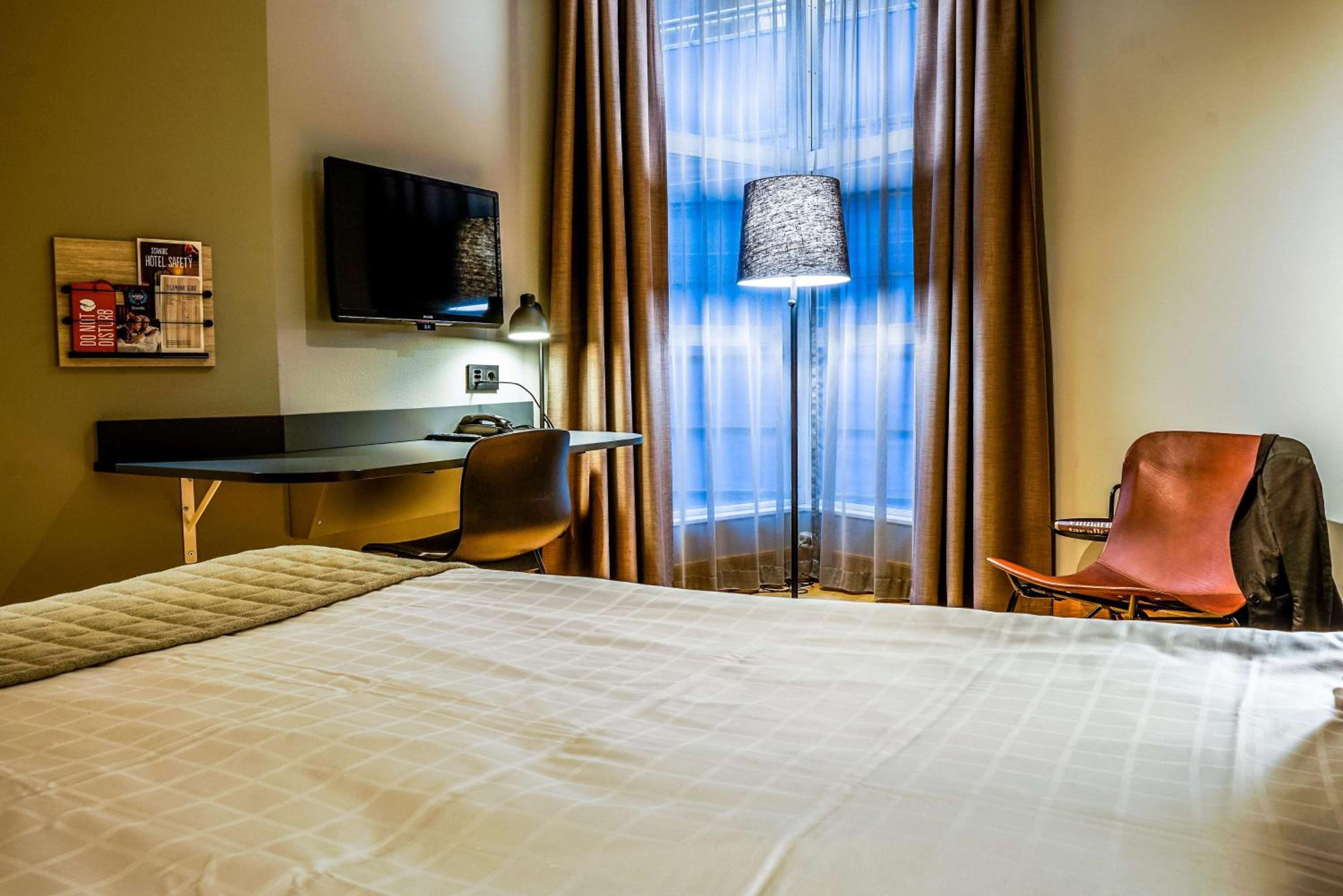 Queen Room - Photo 7
