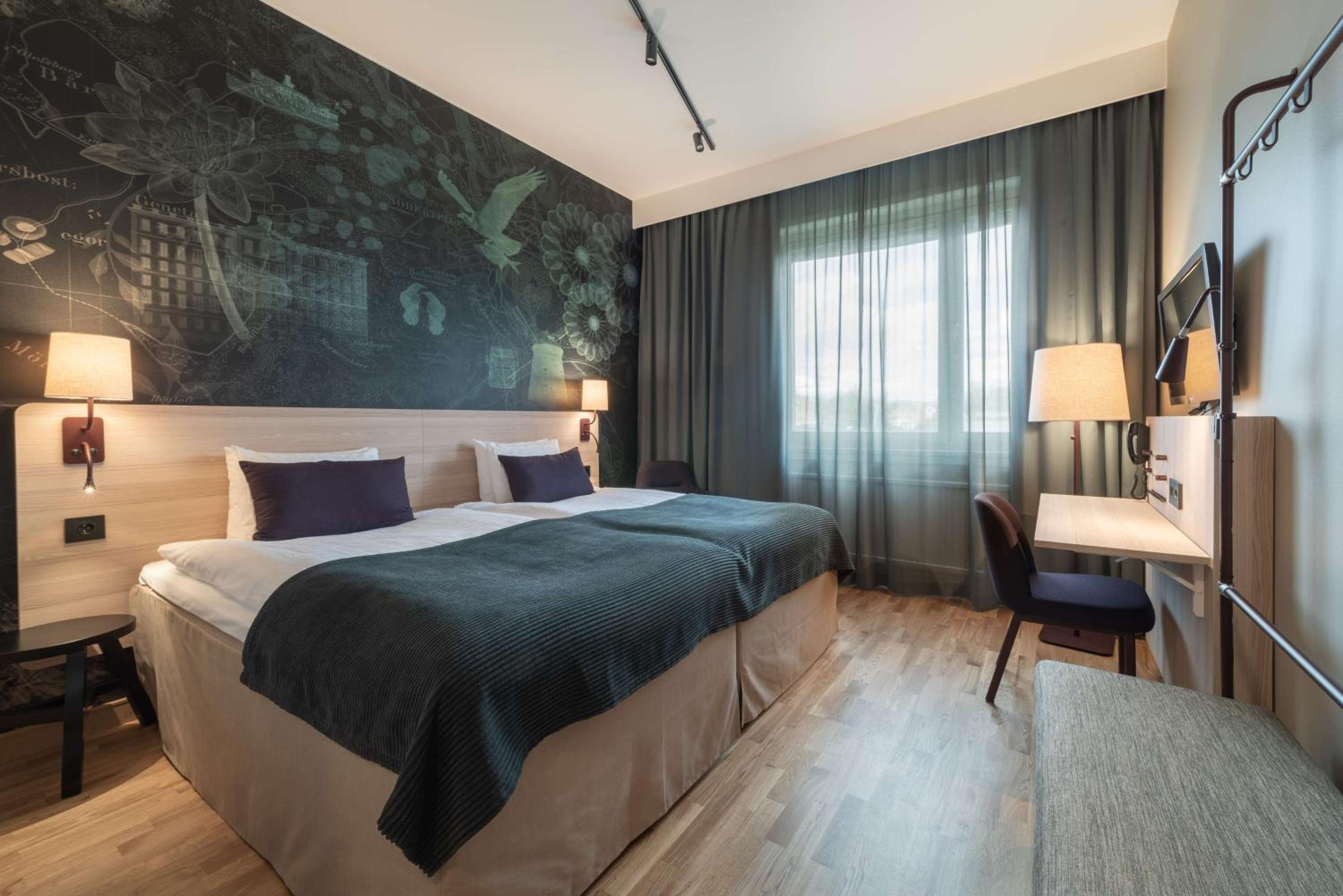 Standard Twin Room - Photo 1