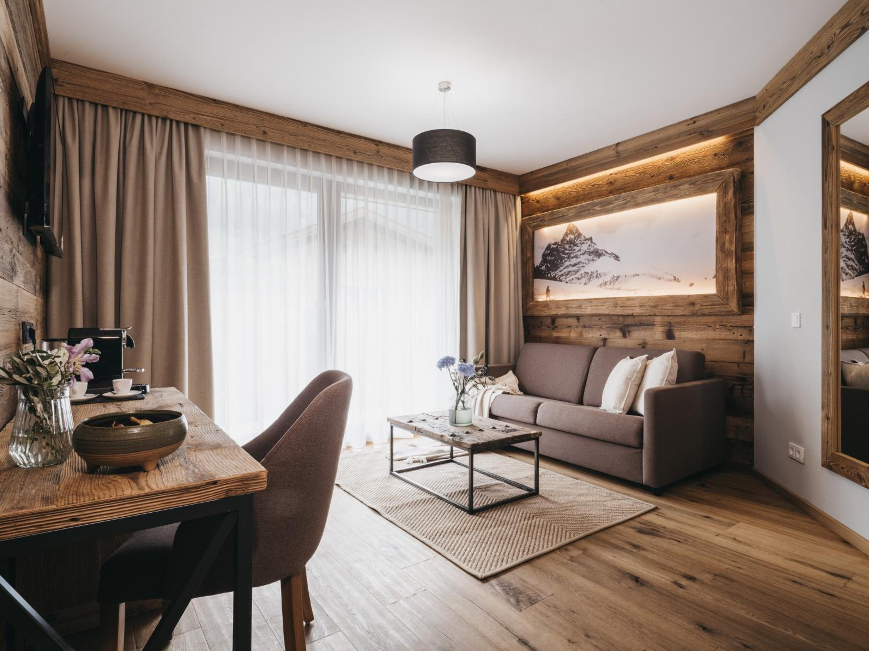 One-Bedroom Spa Suite