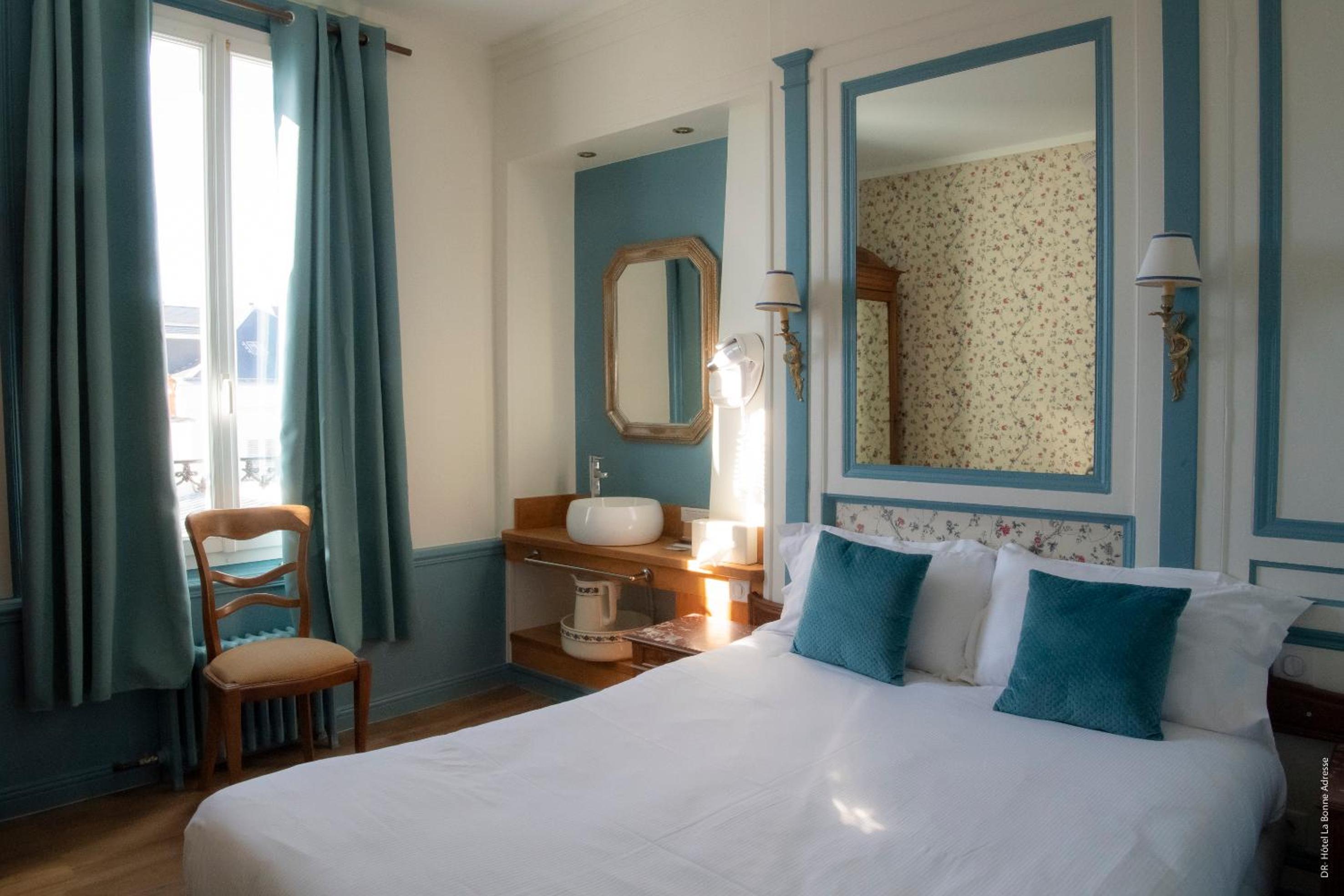Charming Double Room photo 3