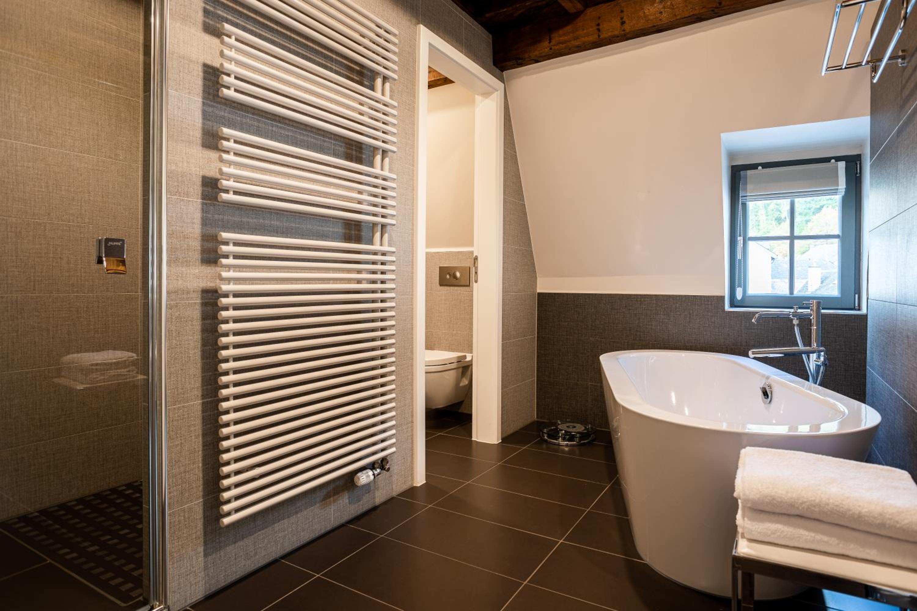 Duplex Suite - Photo 11