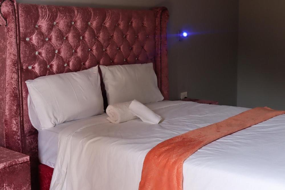 Deluxe Double Room photo 2