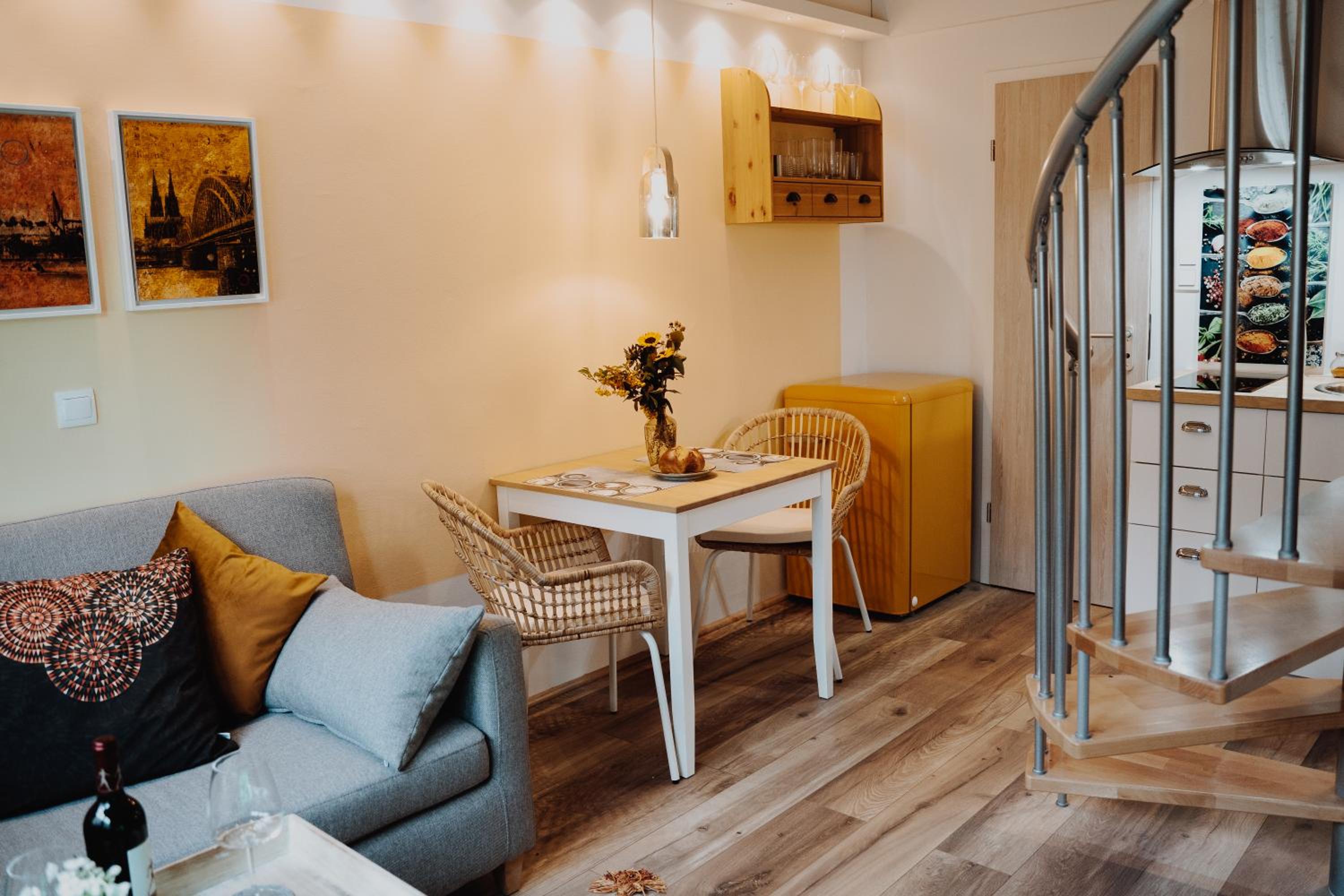 One-Bedroom Apartment - Photo 17