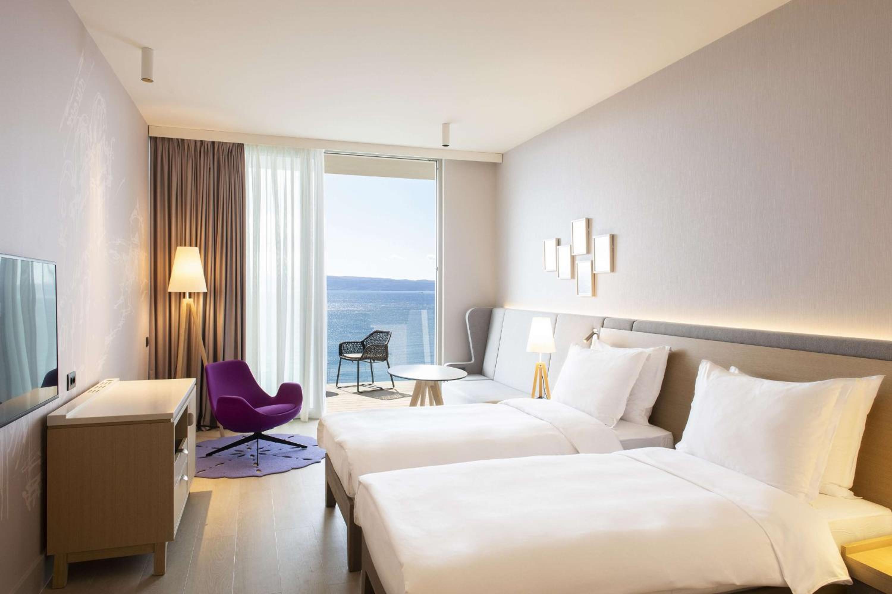 Premium Room with Balcony and Sea View photo 1